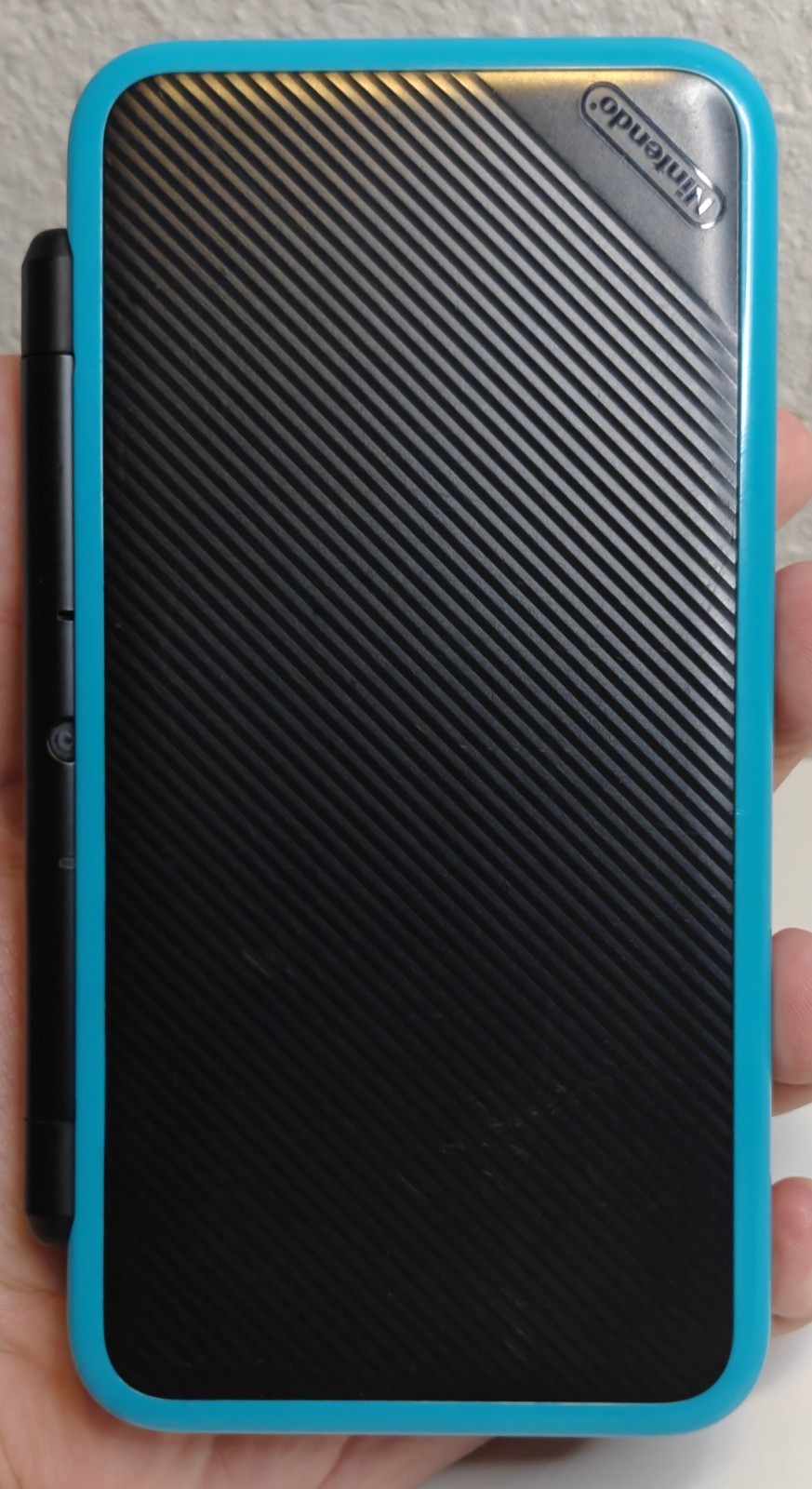 New Nintendo 2DS XL Turquoise/Black W/ Charger & Stylus; Loaded With Games