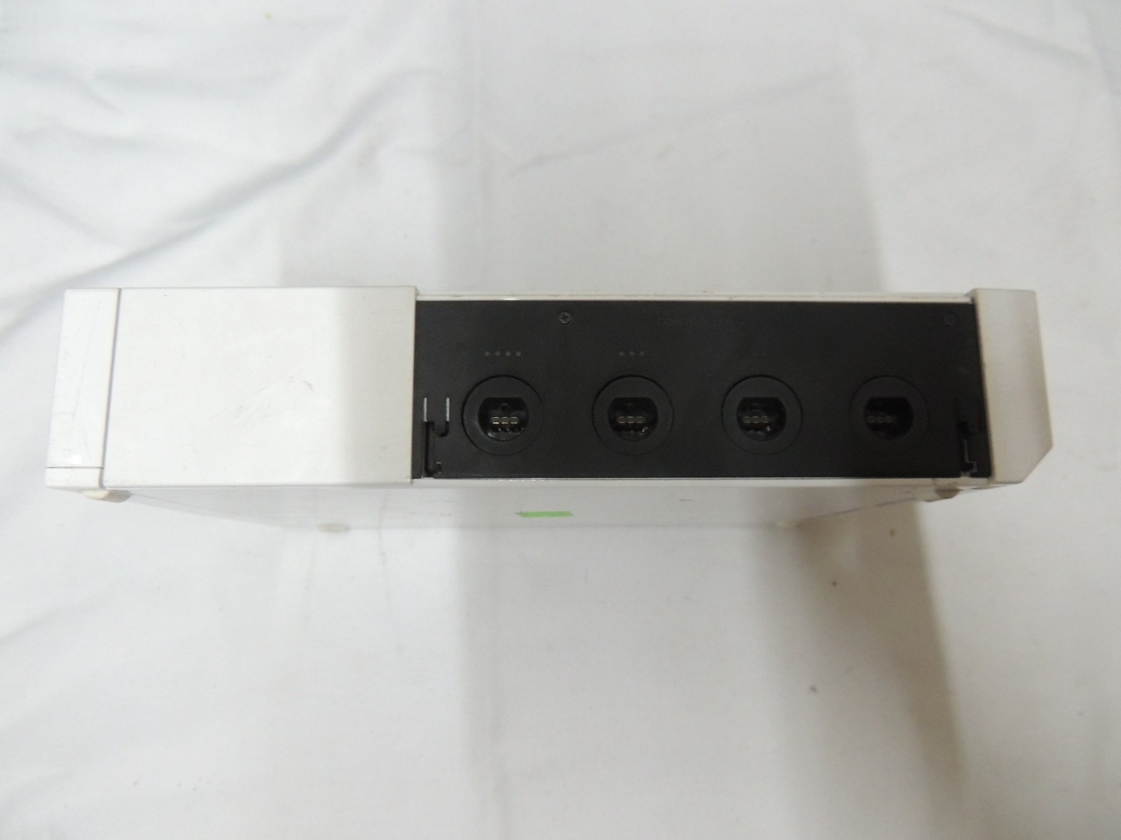 Nintendo Wii – RVL-001 White Bundle #21 NO CHARGER OR AV CABLE