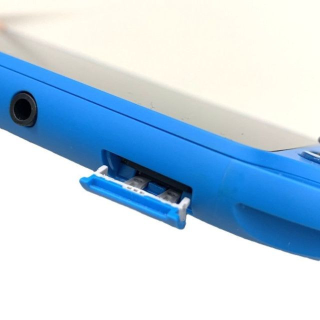 PlayStation PS Vita Wi-Fi Console Aqua Blue PCH-2000ZA23 from Japan USED