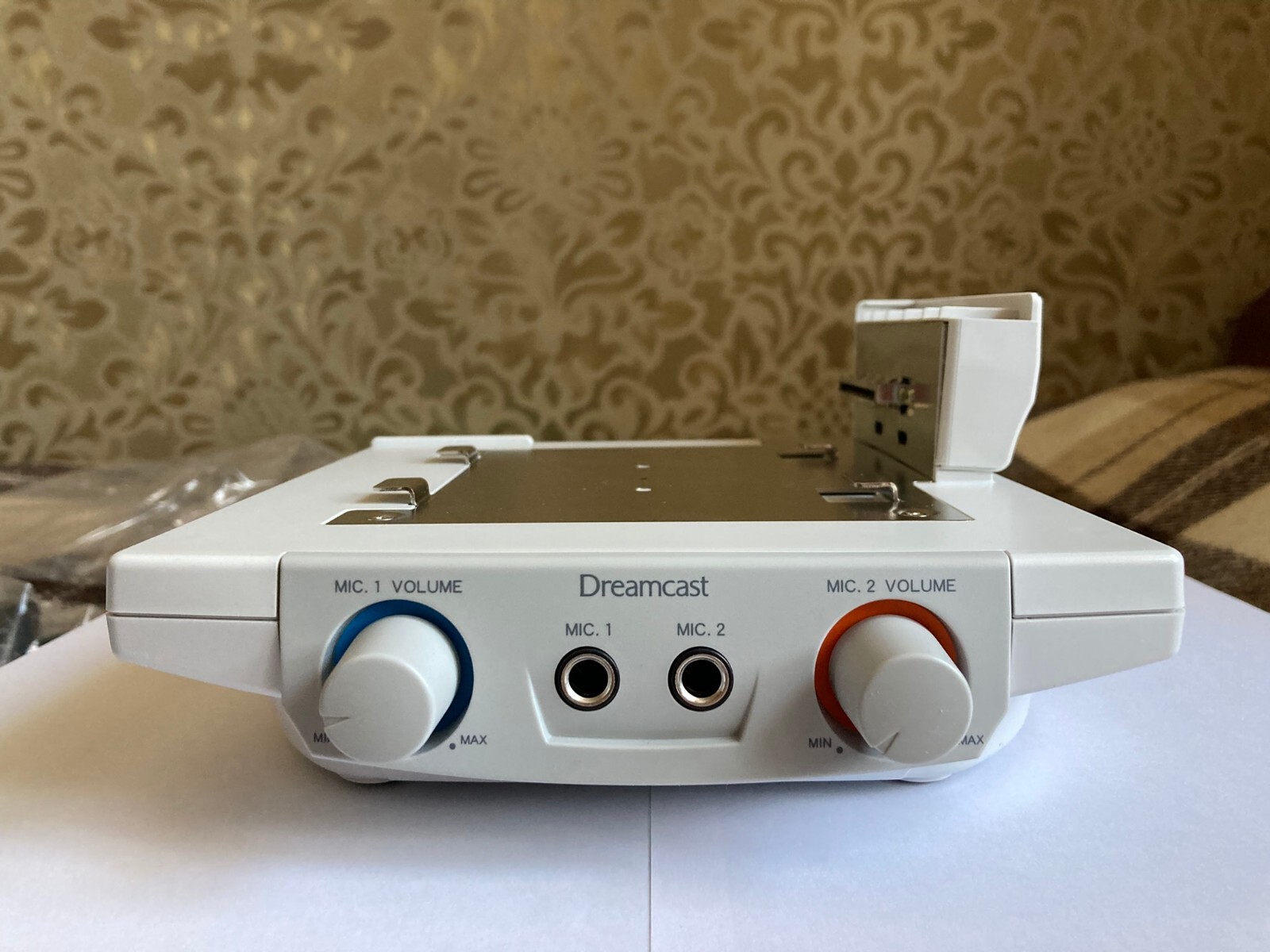 SEGA Dreamcast Karaoke Console HKT-4301 open box