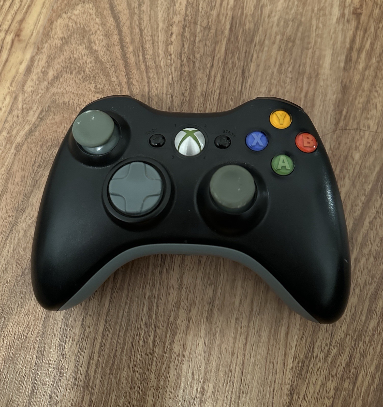 Microsoft Xbox 360 S 4GB Console, One Controller/12 Games