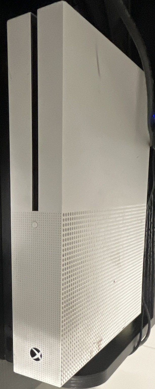 Microsoft Xbox One S 1TB White Console 4K UHD Wi‑Fi HDMI Region Free