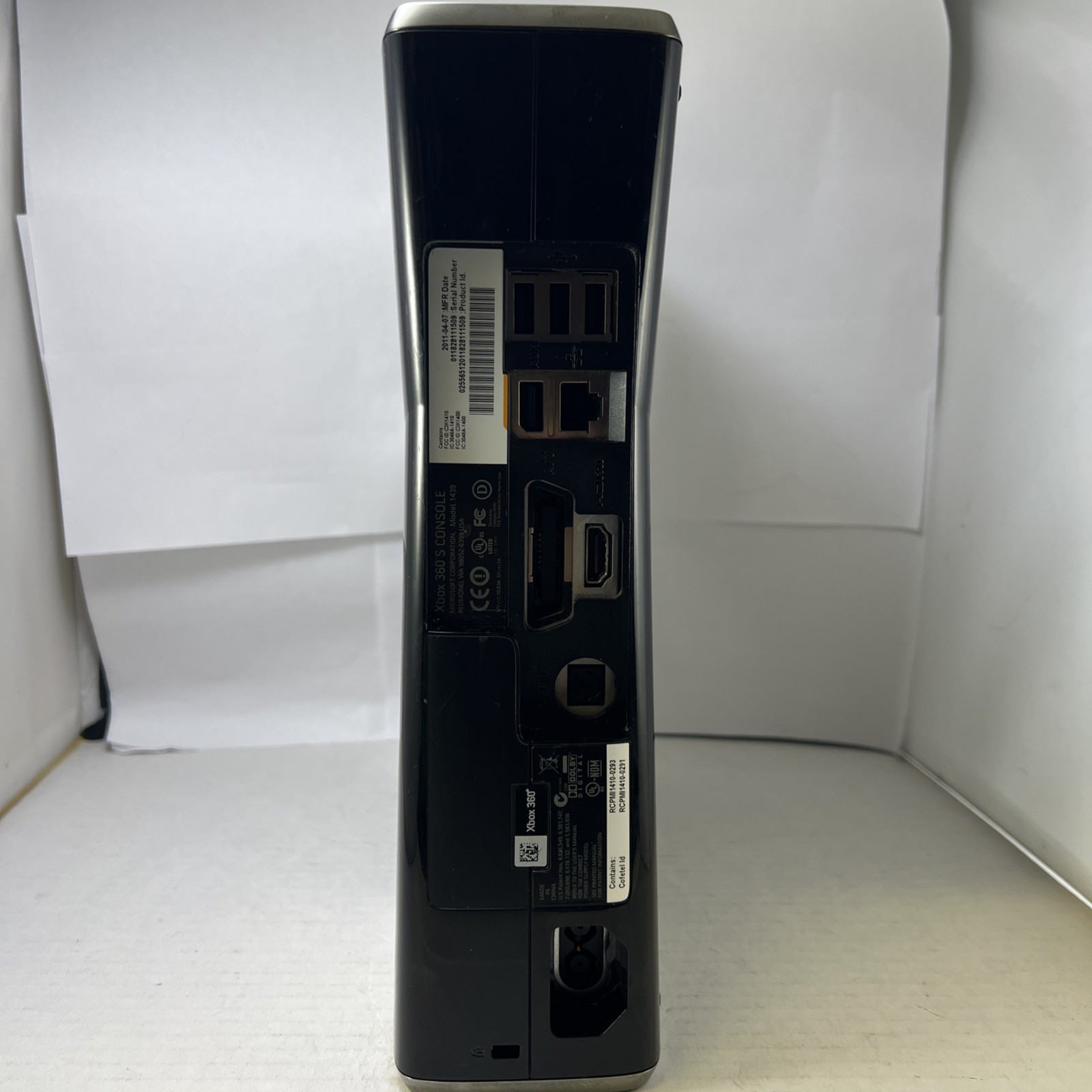 Xbox 360 S Slim 4GB Console Bundle Controller Lot Of 5 Games #ML33