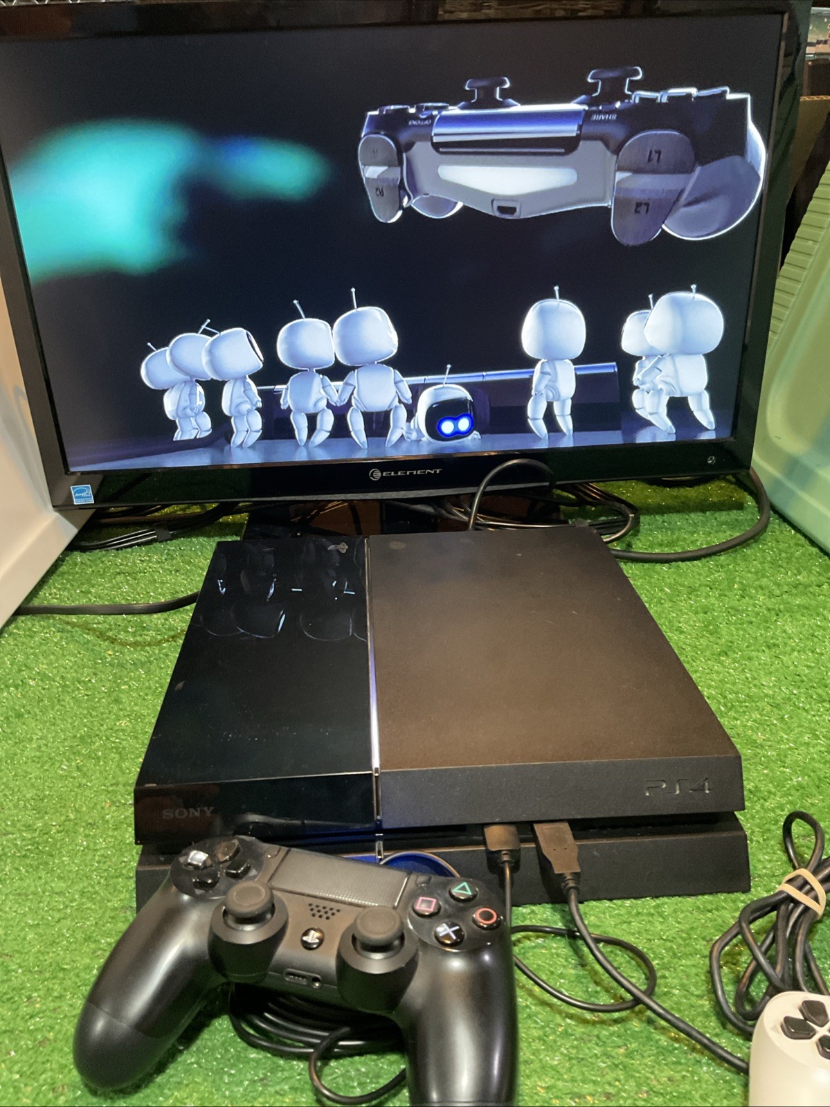 Sony PlayStation 4 CUH-1001A 500GB PS4 Console, 2 Controllers, Cables Tested 👍