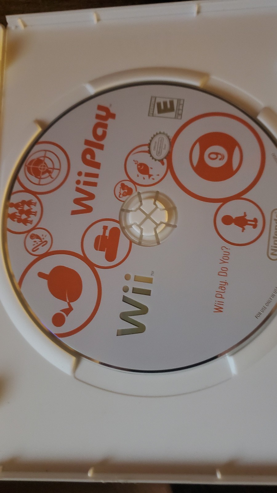 Nintendo Wii with Wii Play included, All cables and Wii Remote with Nunchuk