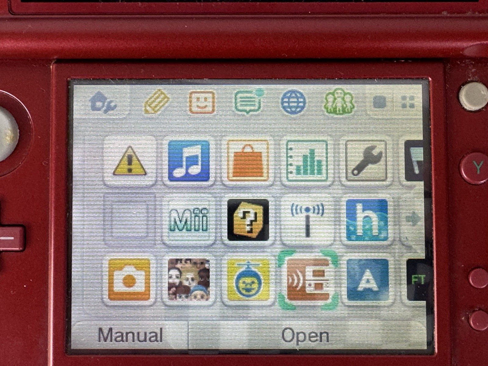 New Nintendo 3DS LL/XL – In English – Metallic Red – 64gb-w/new charger