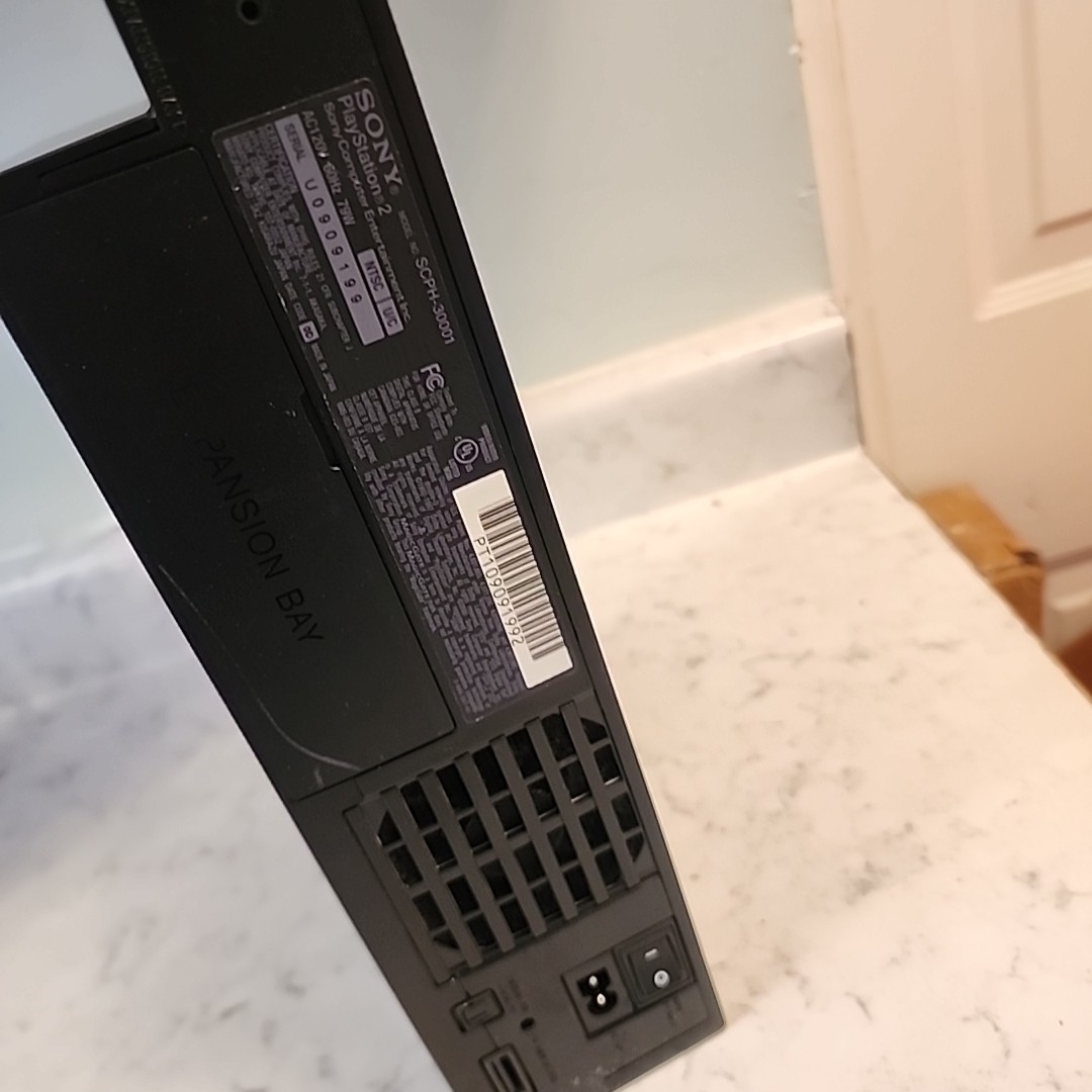 – Sony PlayStation 2 Fat Ps2 SCPH-30001 Console Only. Tested!