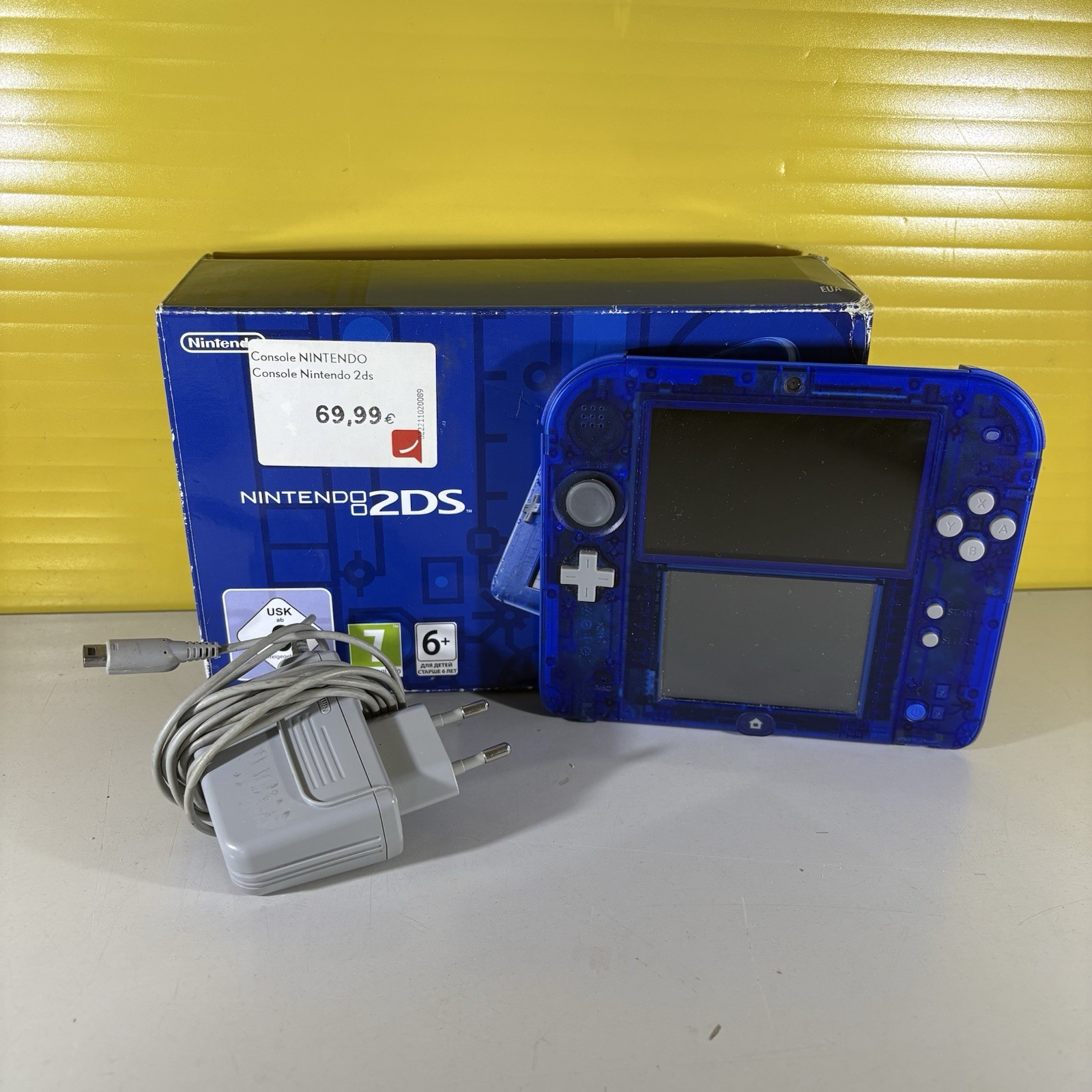Nintendo 2DS Transparent Blue Console with Box | GREAT ORIGINAL CONDITION