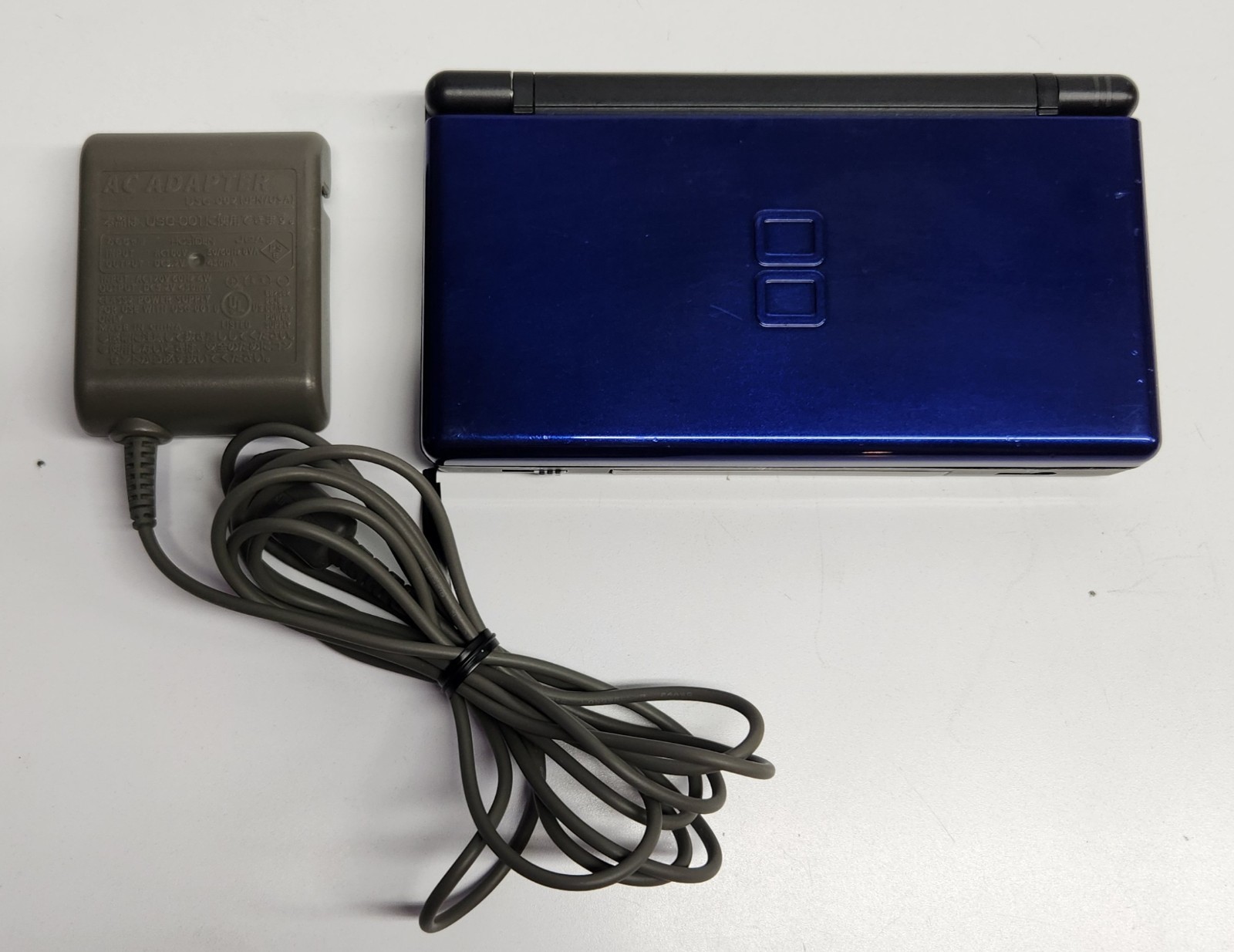 Nintendo DS Lite Console USG-001 Cobalt Blue/Black – Charger – TESTED! **READ**