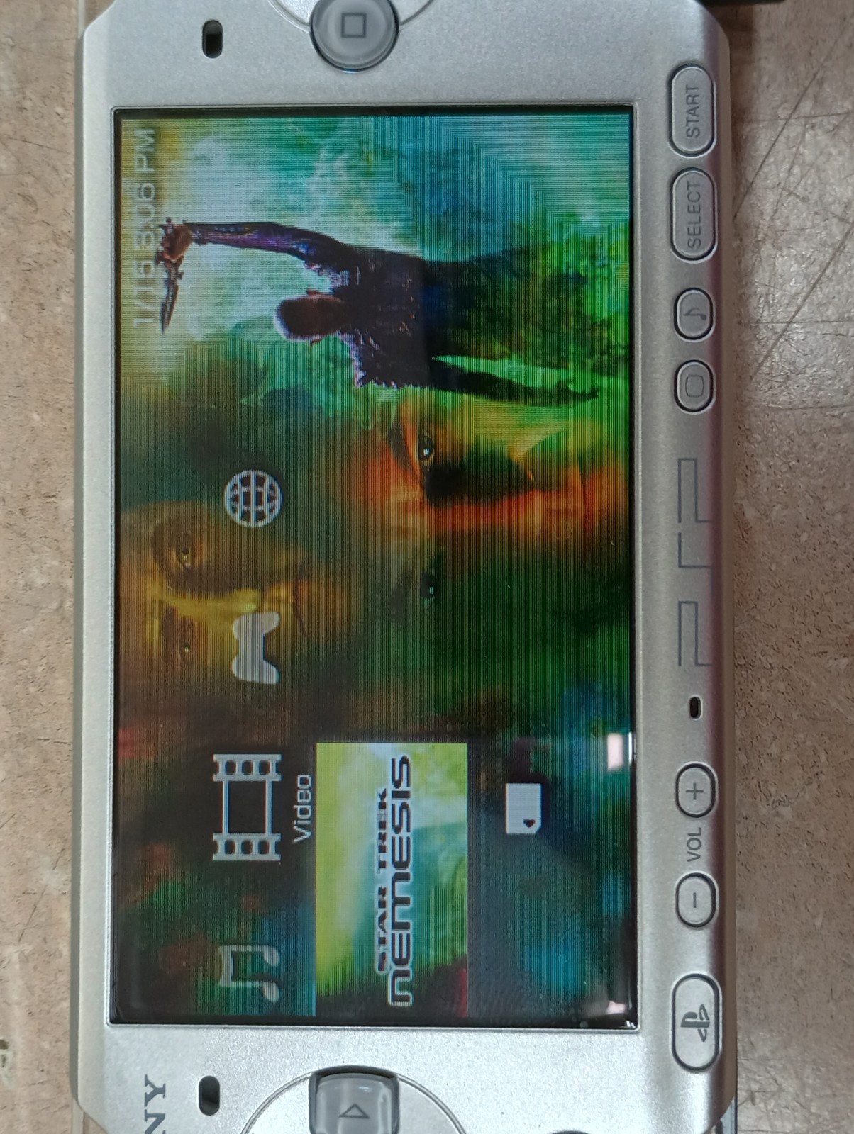 SONY PSP Silver 3001 With 1GB Memory Card