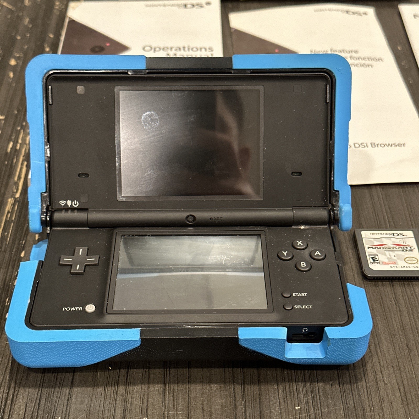 Nintendo DSi Edition Black Handheld System with Box, Nerf Case Mario kart DS