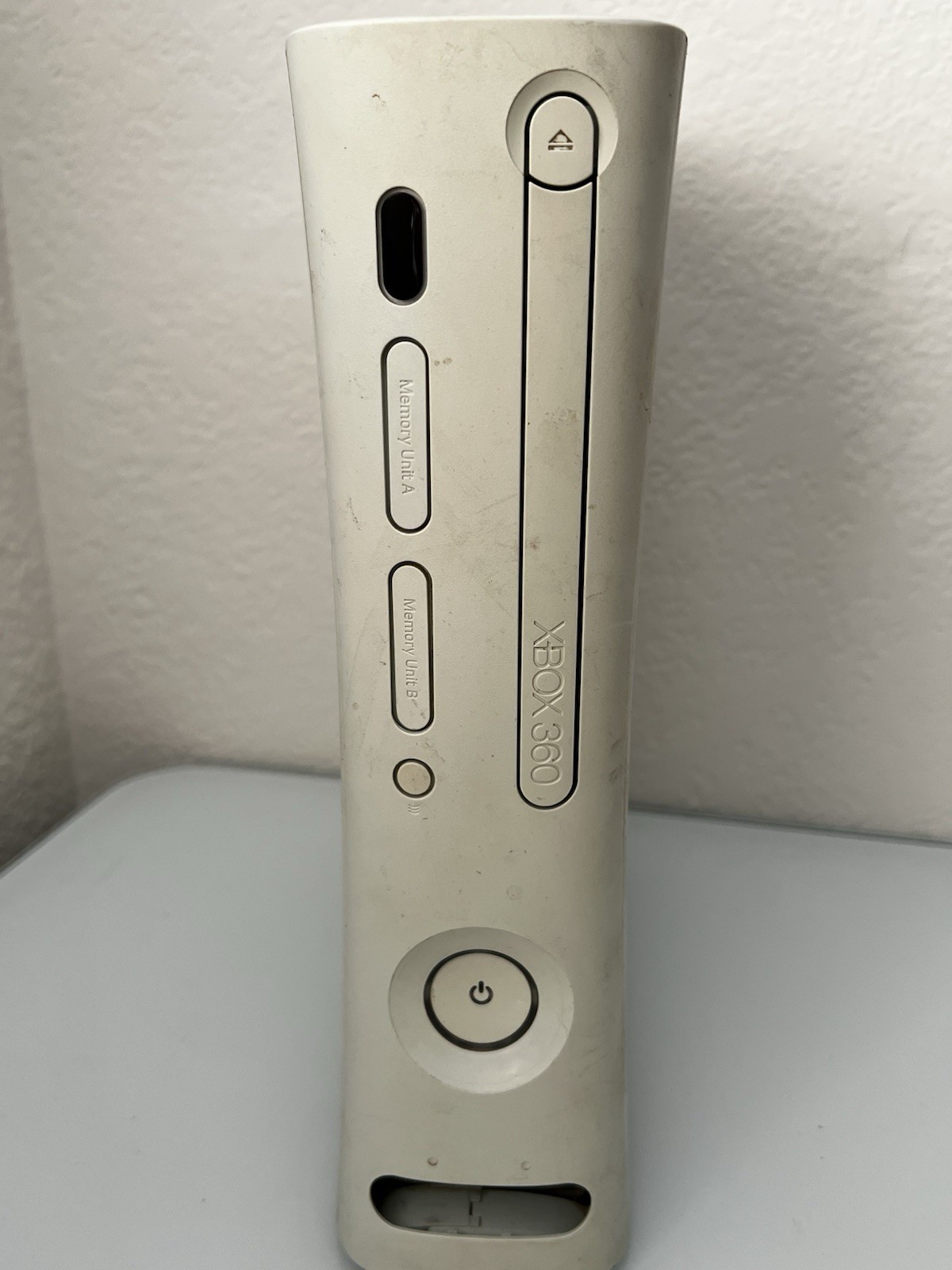 Microsoft Xbox 360 White Console FALCON 2008 20gb Disc Drive Broken