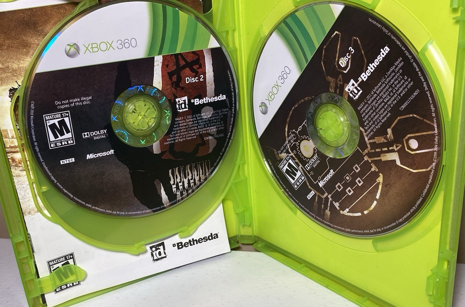 XBOX 360 Console Bundle 4 Games Power & AUX Cable Model 1439 No Controller