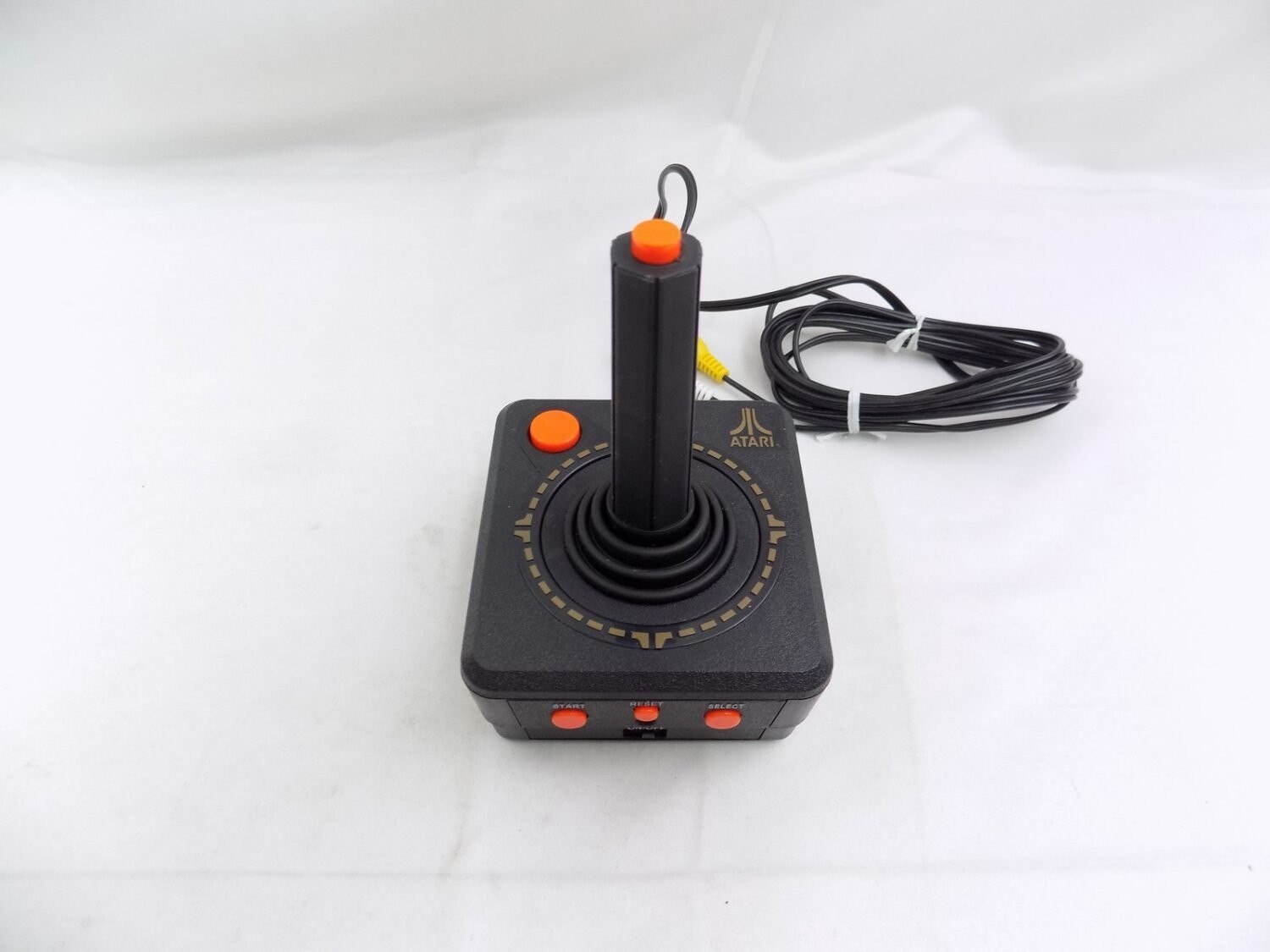 Like New Atari Blaze Plug ‘n’ Play Console Controller