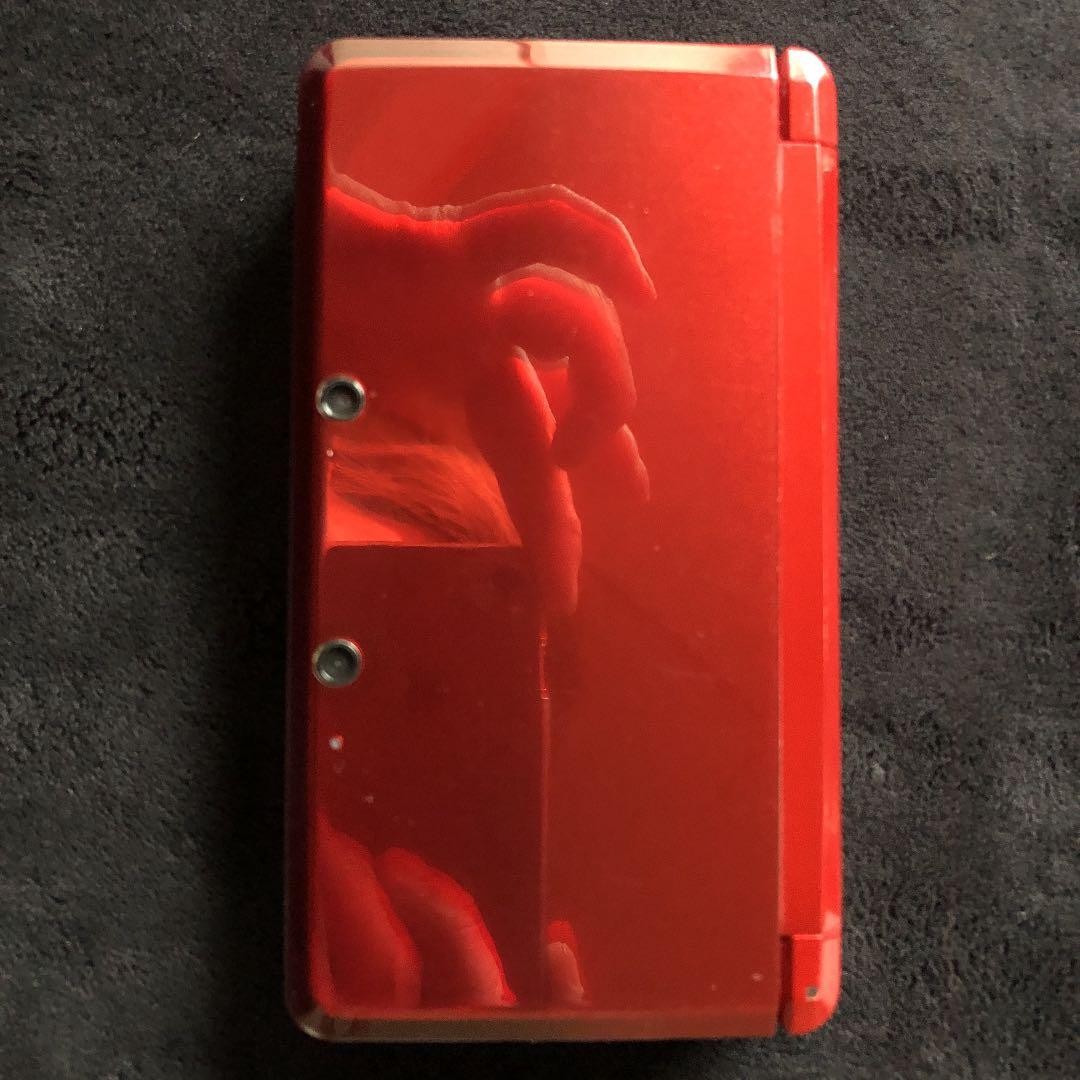 Nintendo 3DS Wine Red with charger includes touch pen comes with Monster Hunter