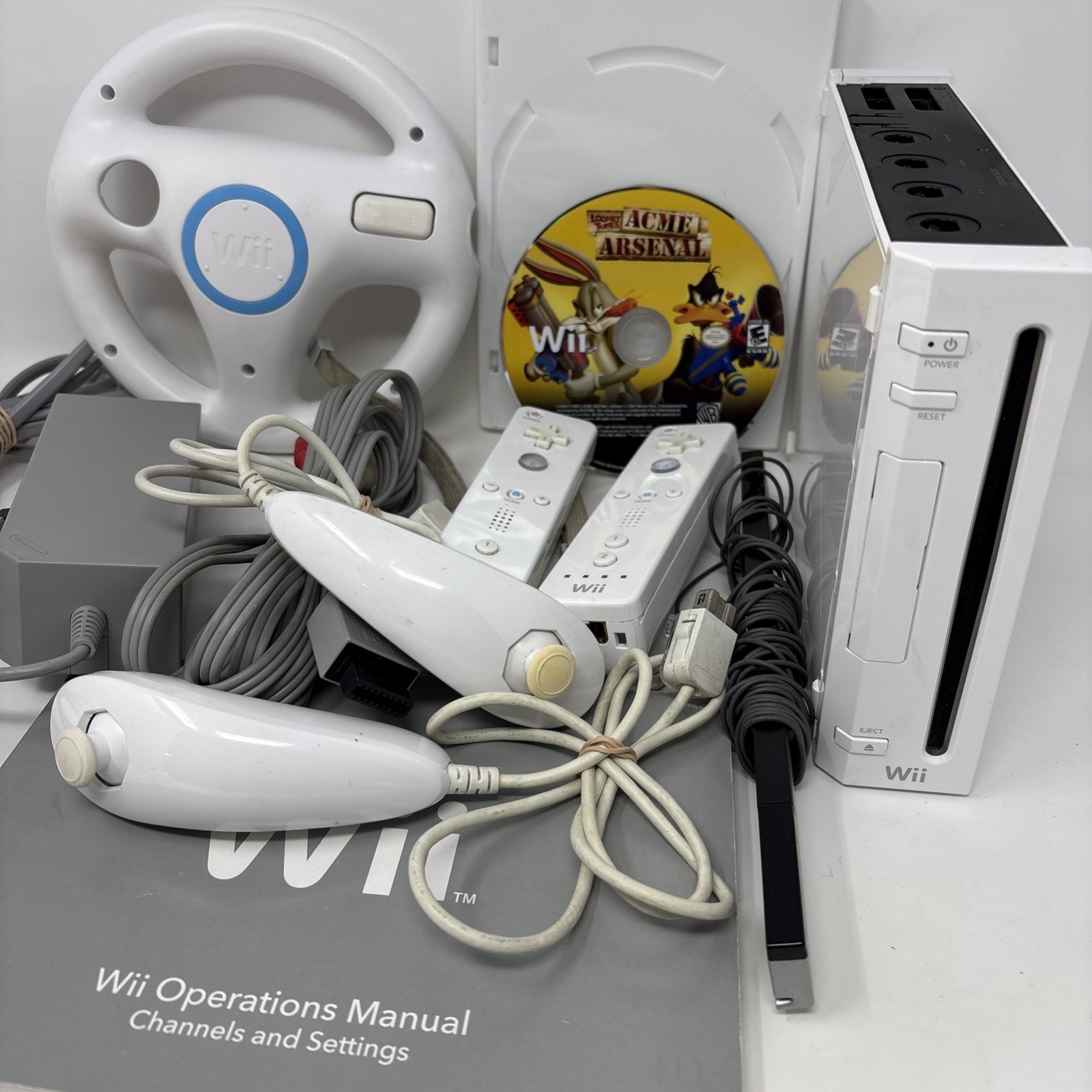 Nintendo Wii RVL-001 White Console Gamecube Compatibility Tested Works