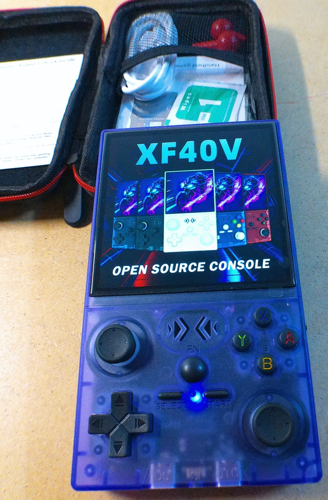 XF40V Retro Handheld Game Console Purple
