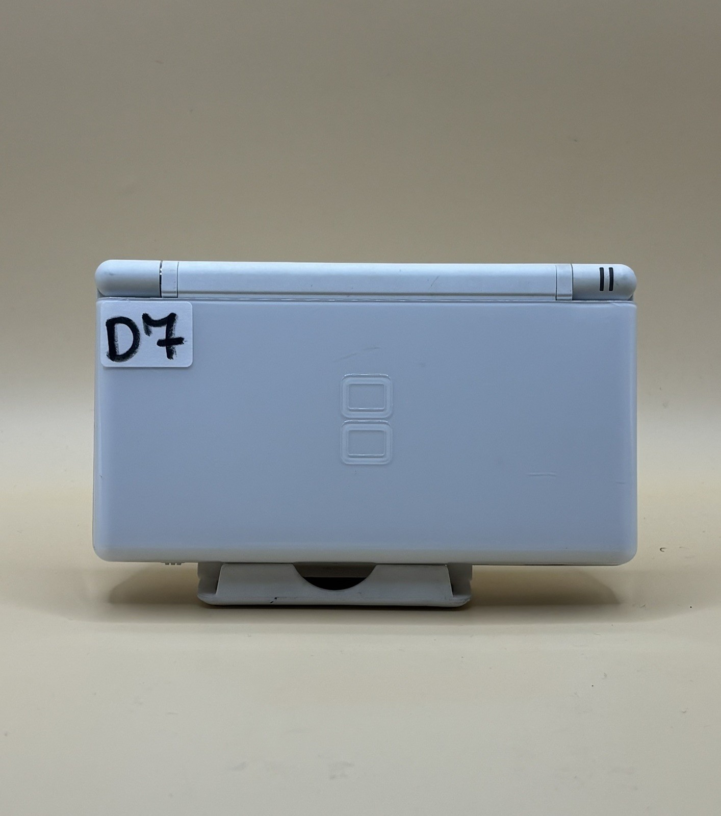 Nintendo DS Lite- White (D7) READ DESCRIPTION
