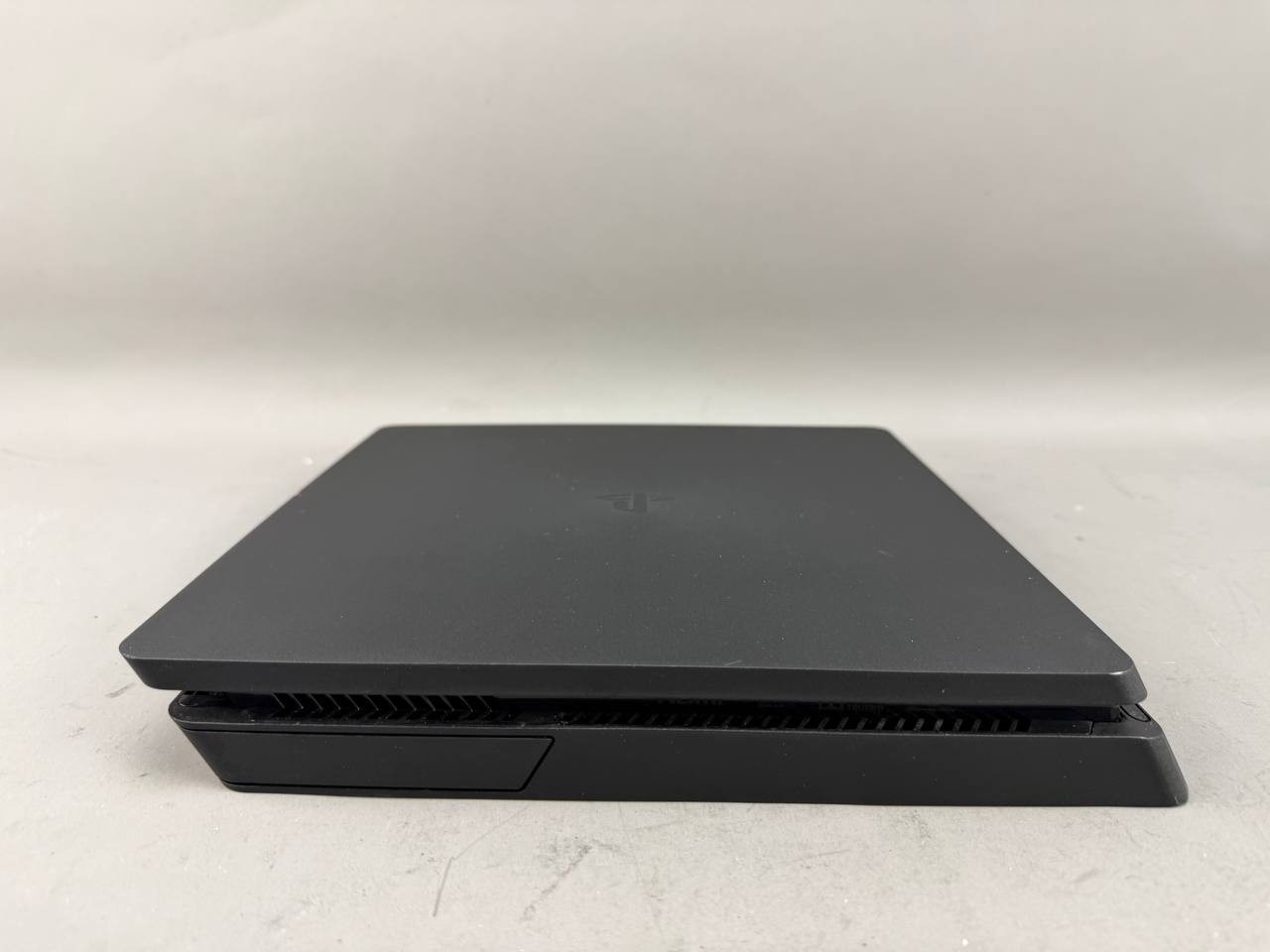 Sony PlayStation 4 Slim 1TB Black Console CUH-2115B W/ Original Box