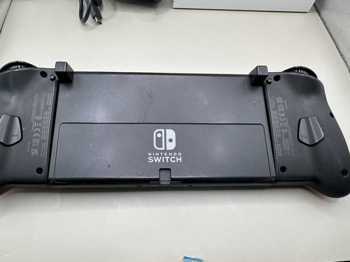 Nintendo Switch OLED Model HEG-001 Handheld Console – 64GB red (CJL007939)