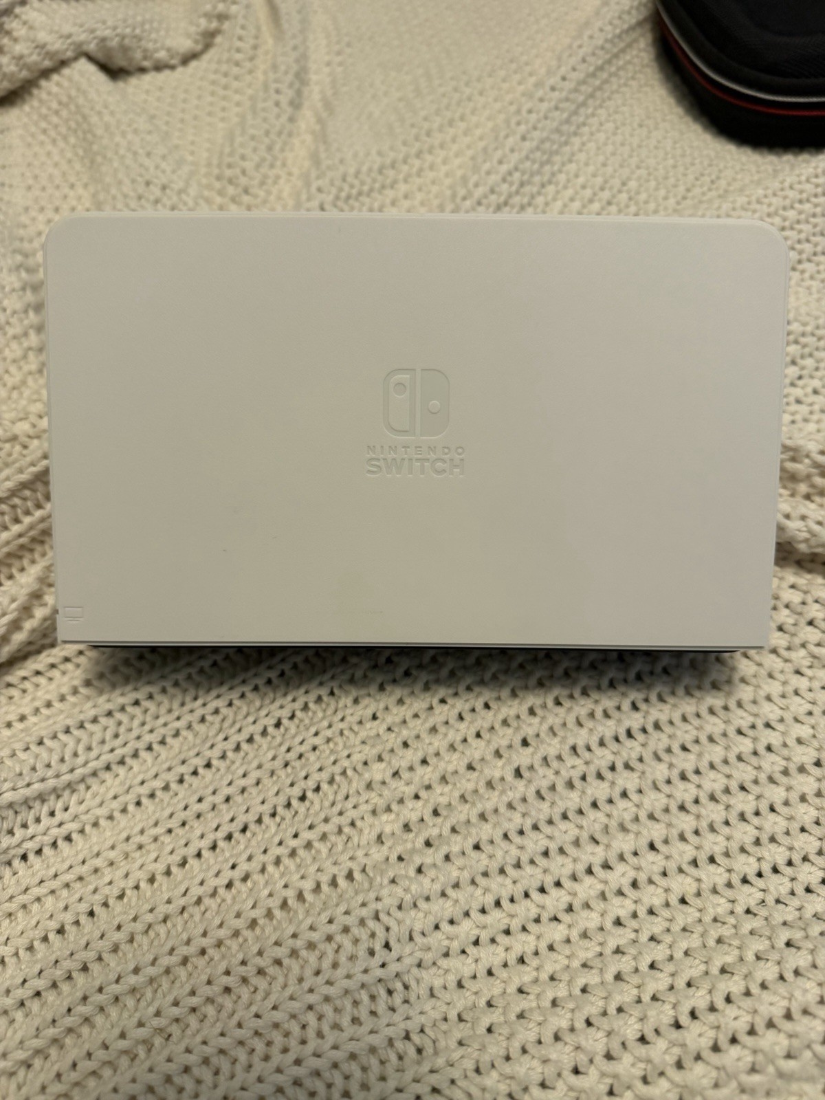 Nintendo Switch OLED Model HEG-001 Handheld Console – 64GB – White