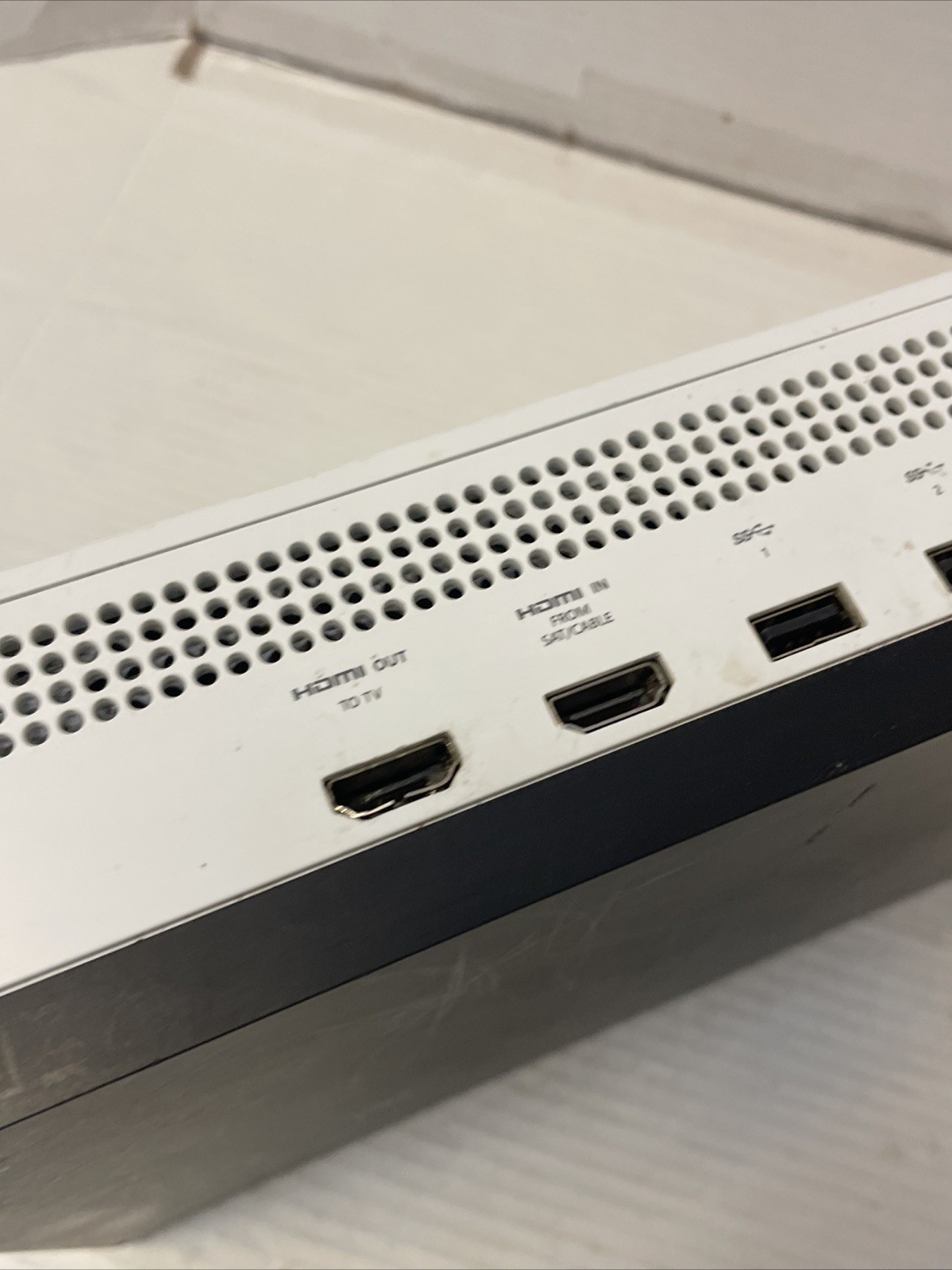 Xbox One S All Digital Edition 1681 White for Parts No Chords