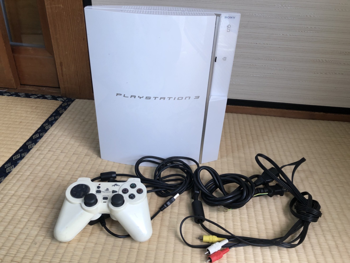 PLAYSTATION 3 (80GB) Ceramic White PS3 SONY from Japan game Rare Free shipping