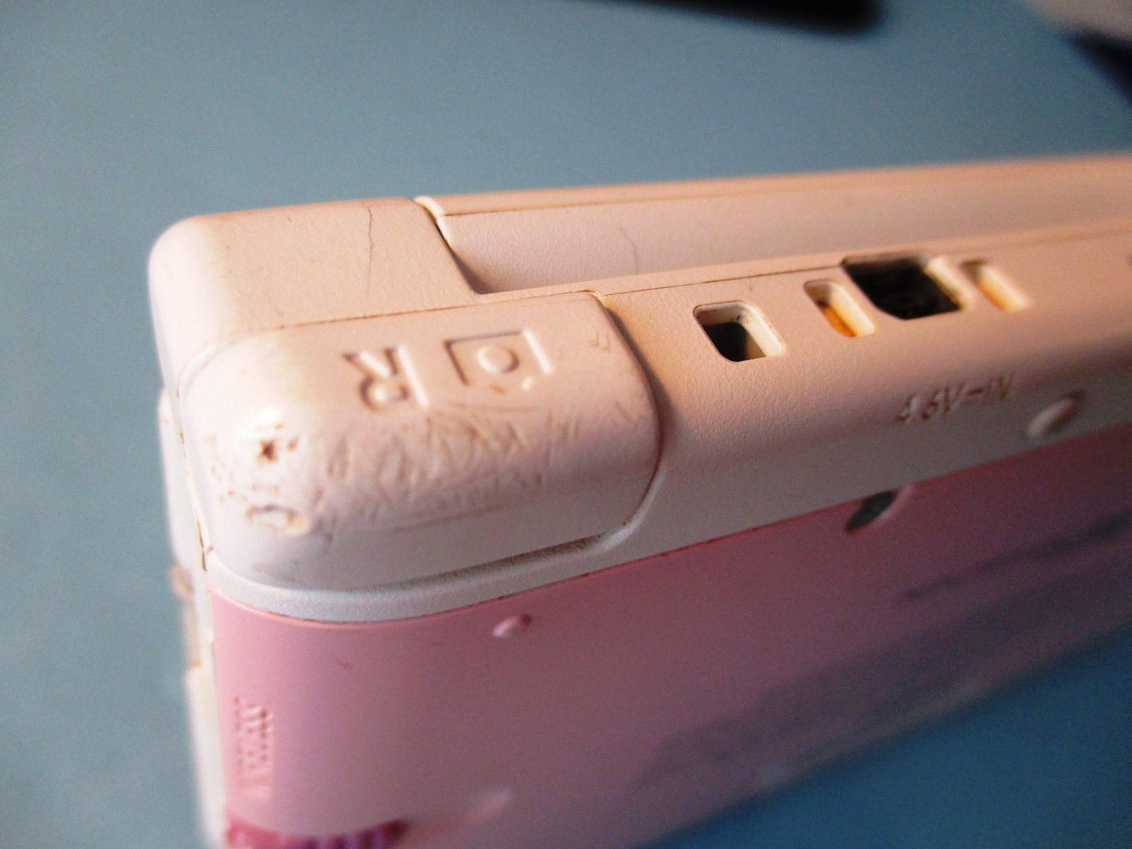 Nintendo 3DS XL White & Pink Handheld System w/Charger FREE Ship!