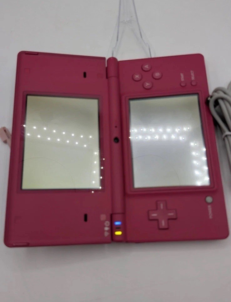 Nintendo DSi Hot Pink Console Bundle w/ Charger & 16GB SD Card