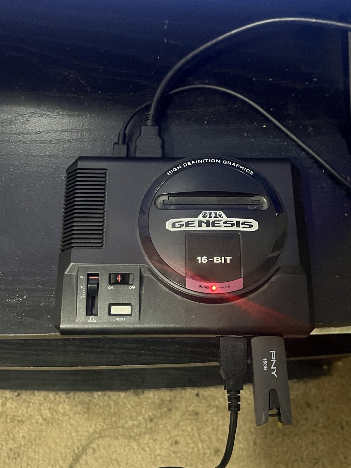 Used SEGA Genesis Mini Console With 800 Games