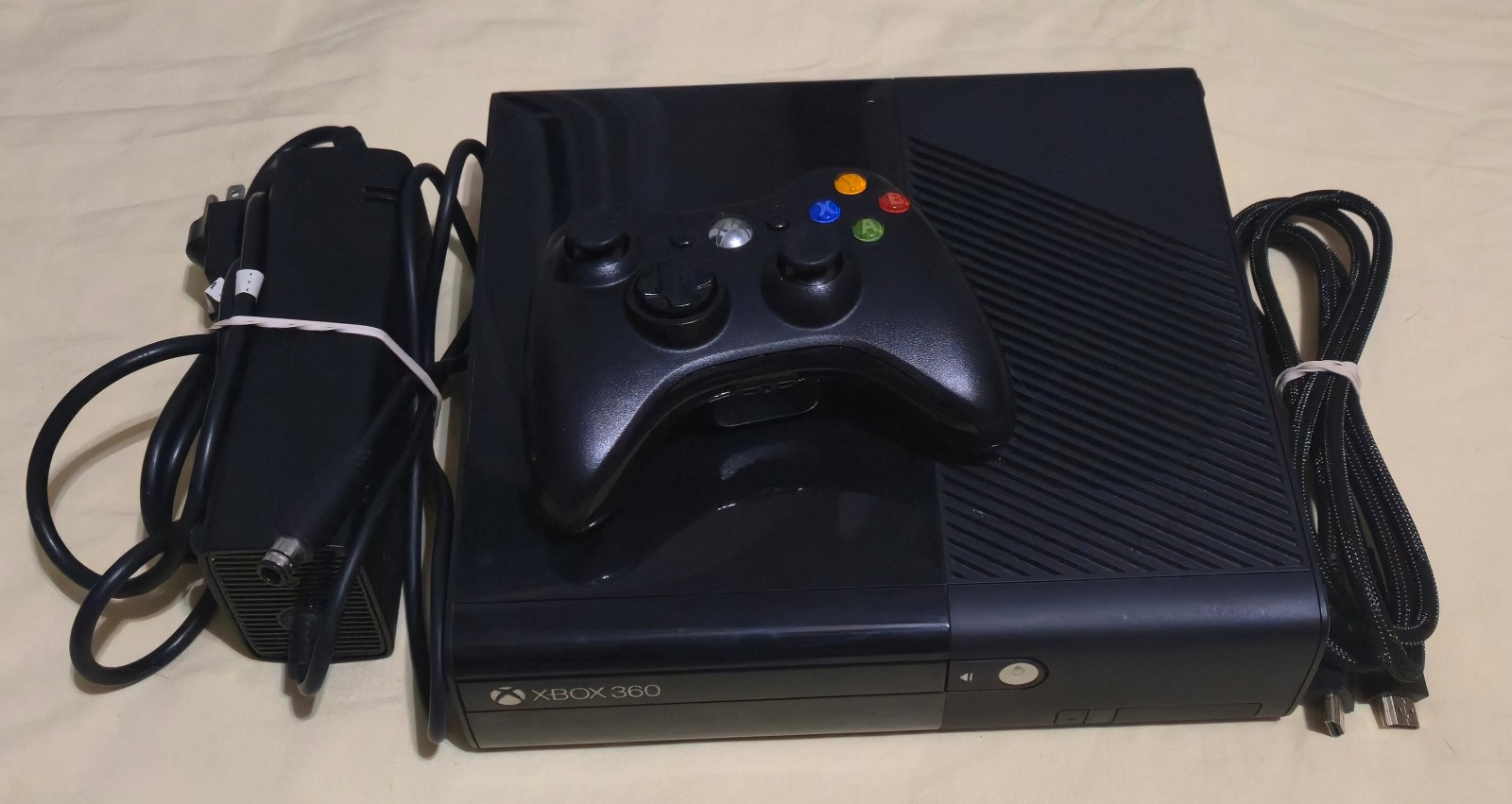 Microsoft Xbox 360 E 250GB Console System Black 1538 With Controller & Cables
