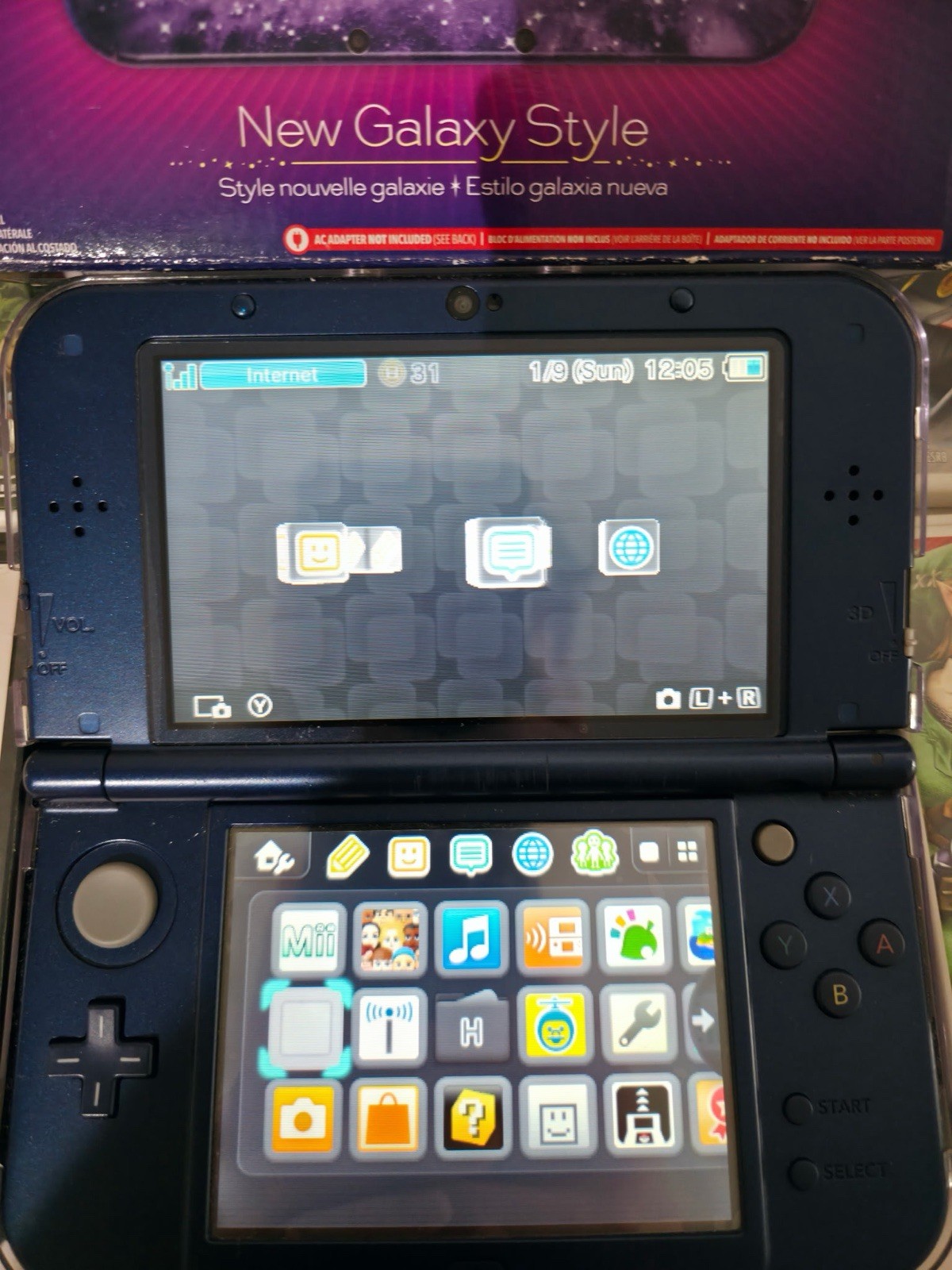 New Nintendo 3DS XL Galaxy Limited Edition System With Box And Games Lot