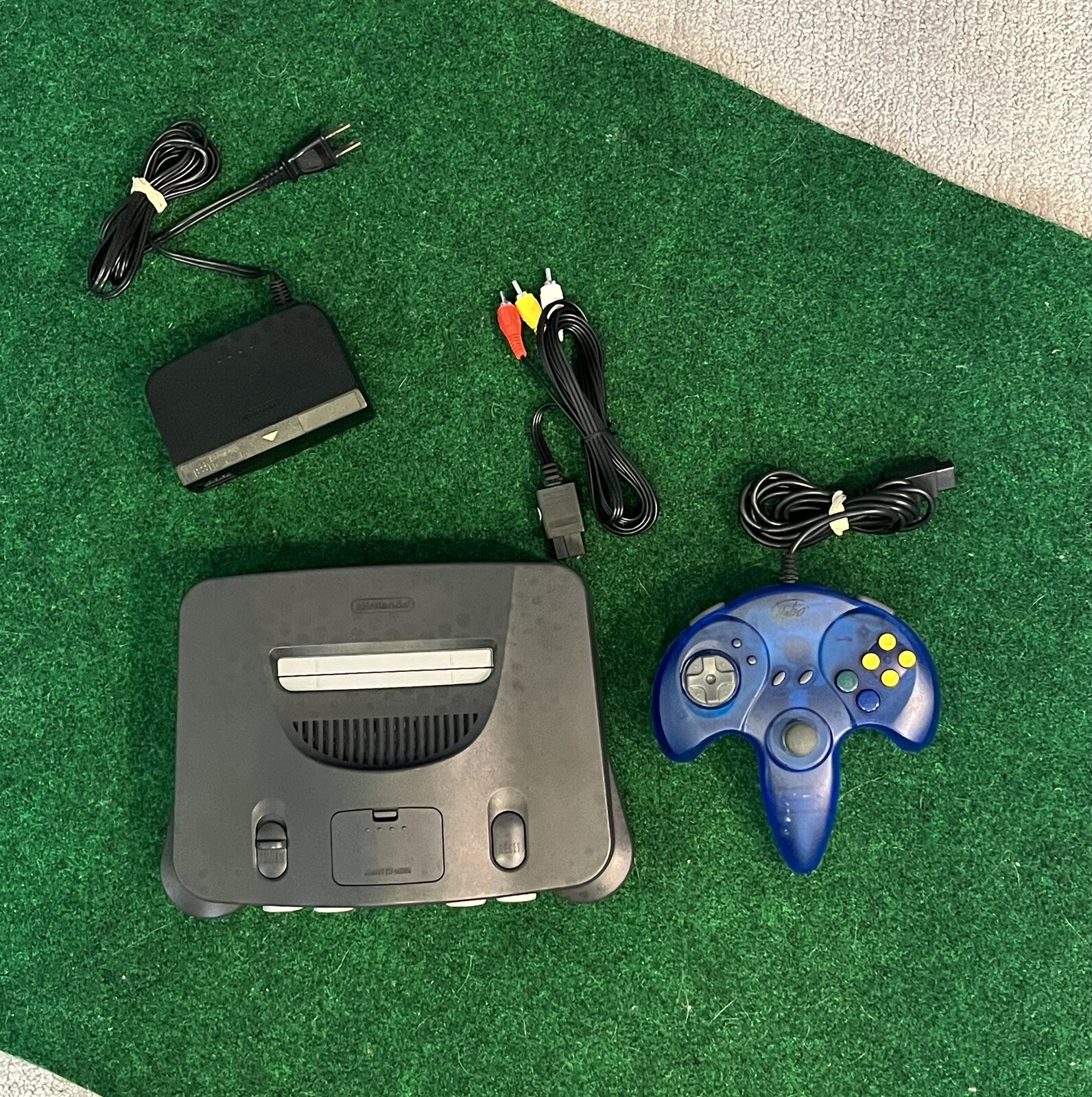 EXCELLENT – N64 Nintendo 64 Console + NEW CONTROLLER+ Cords!!
