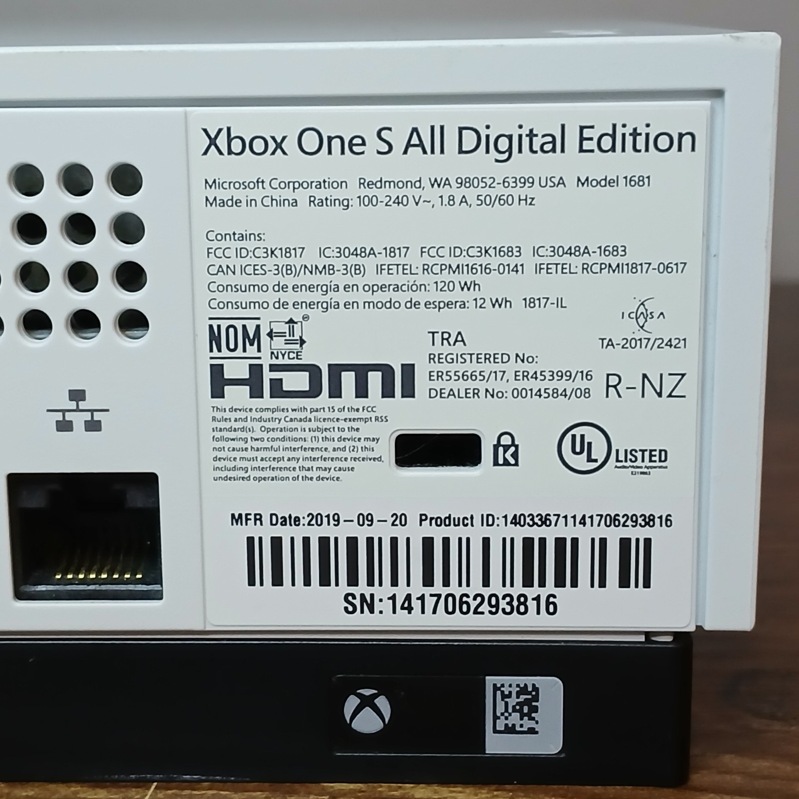 Xbox One S All‑Digital Edition 1TB Console – White – Tested – No Disc Drive
