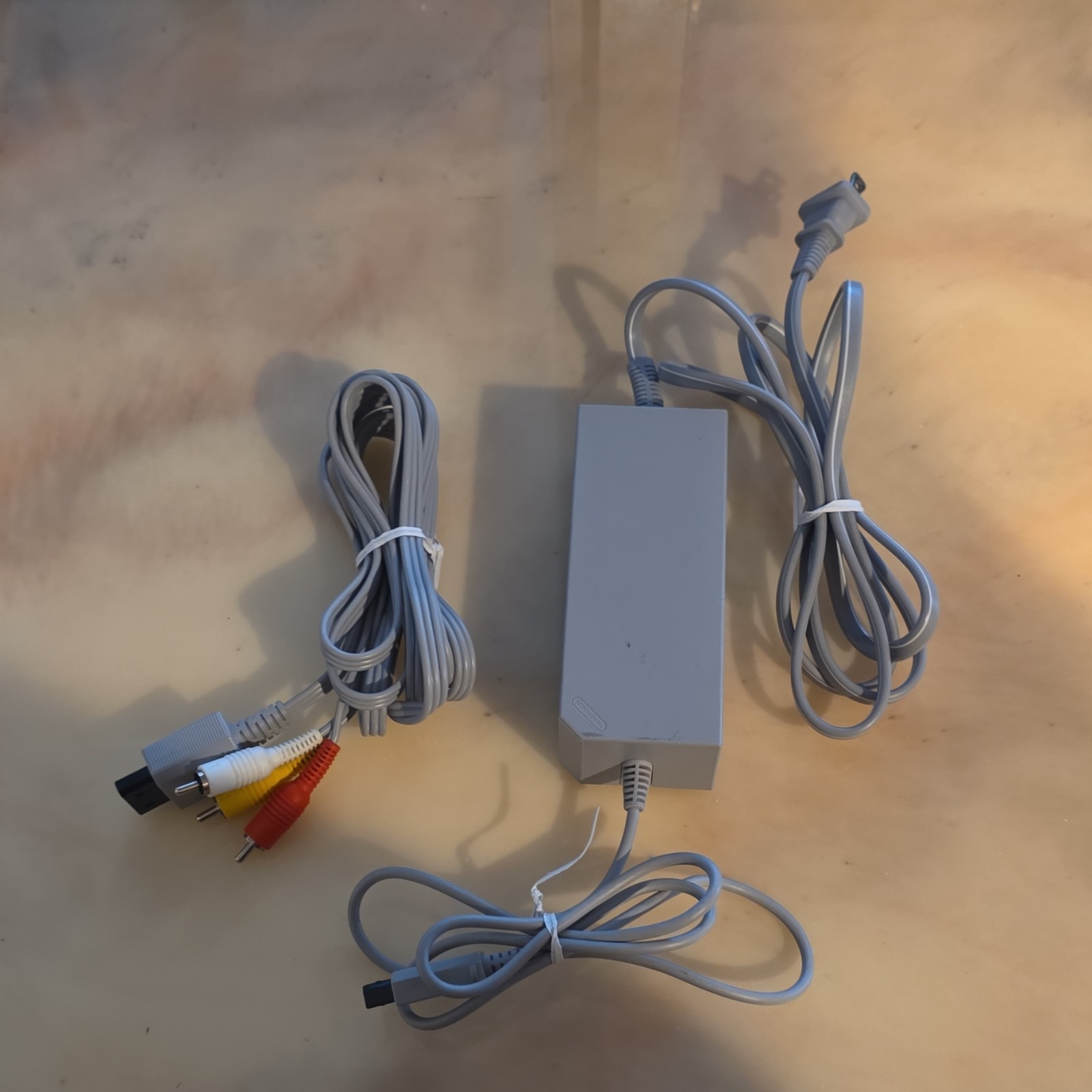 Nintendo Wii RVL-001 White Console SD Card Slot USB-A AV Multi Out
