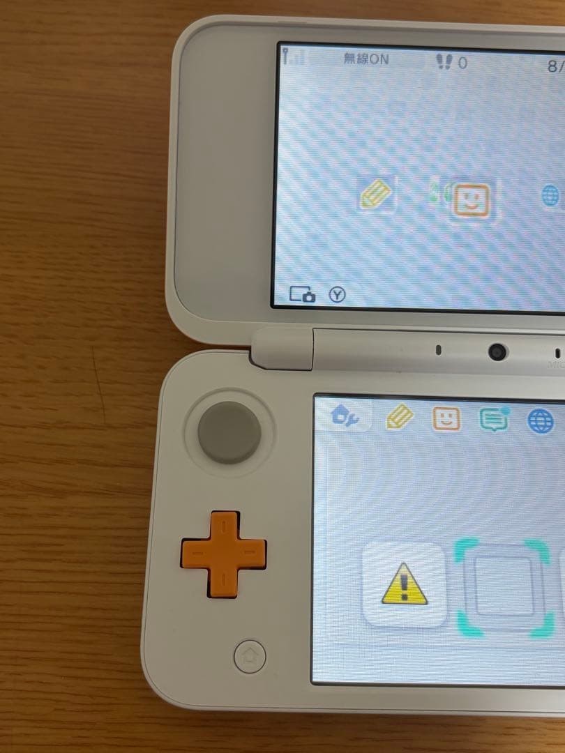 3DS/2DS/DS New 2Ds Ll White/Orange Body Japan