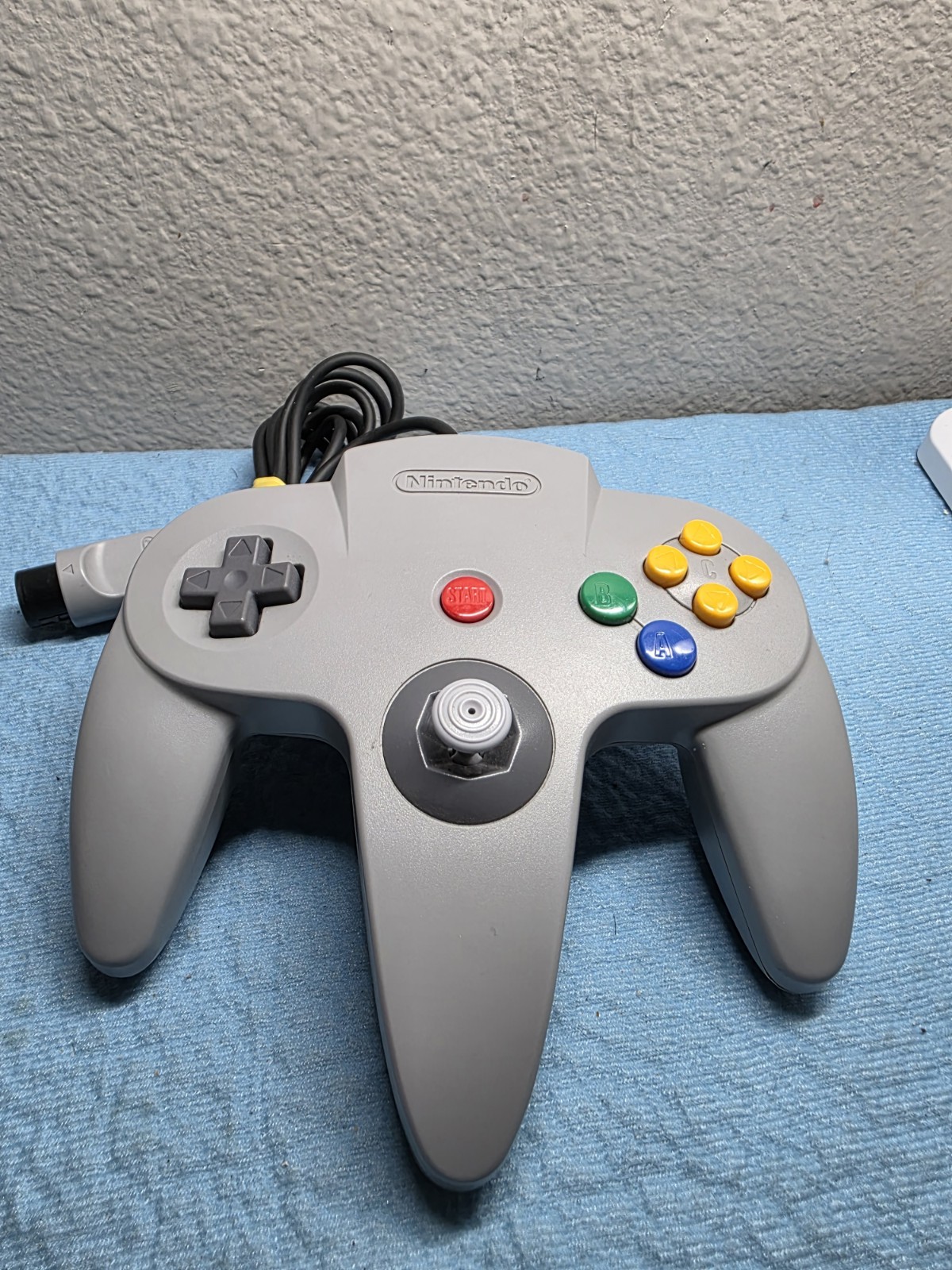 Nintendo 64 Console NUS-001 & OEM Cables – Black – Region Free – Tested