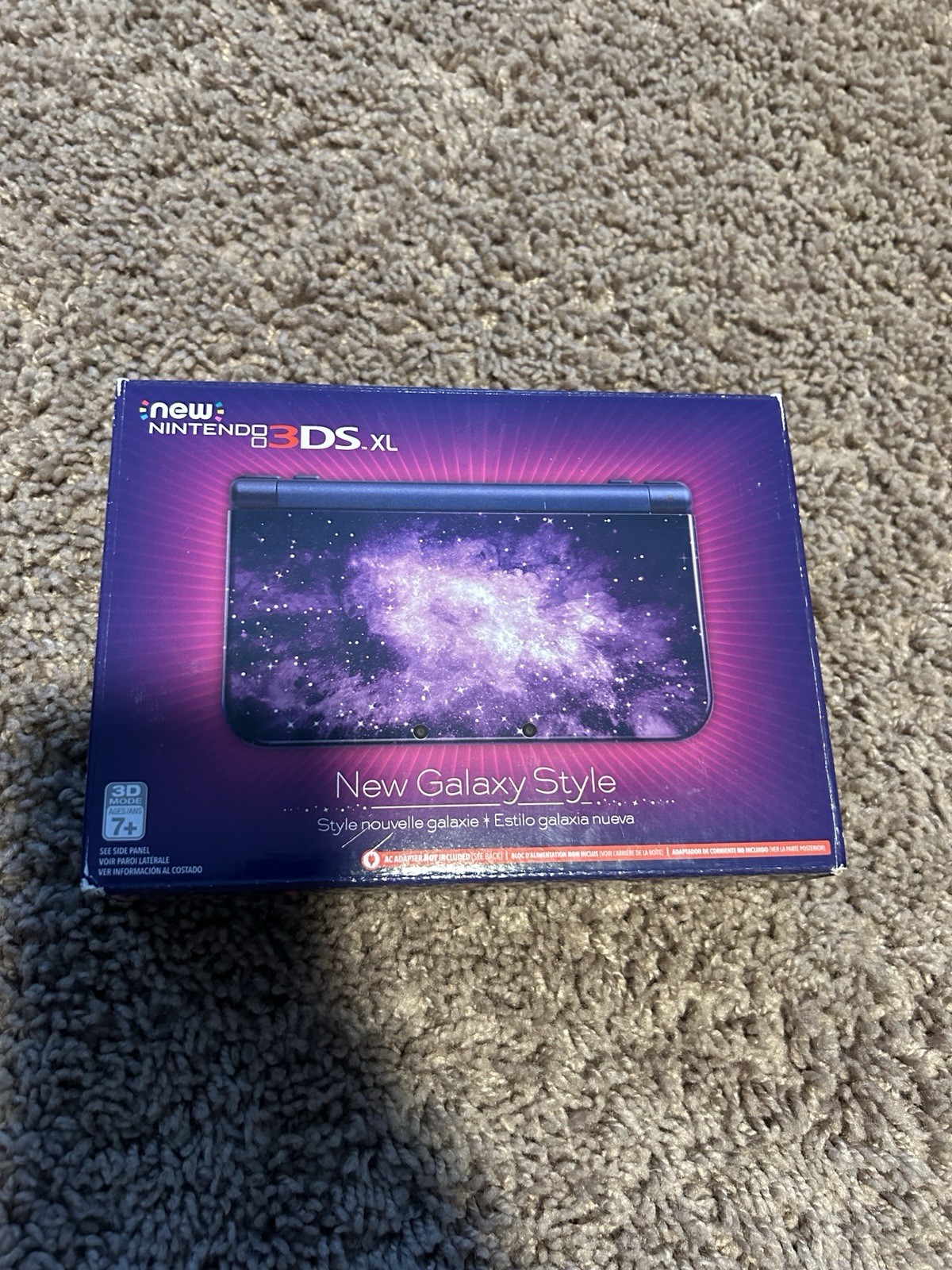 Nintendo 3ds Galaxy XL, in good condition, comes with box, charger, and 9 games!