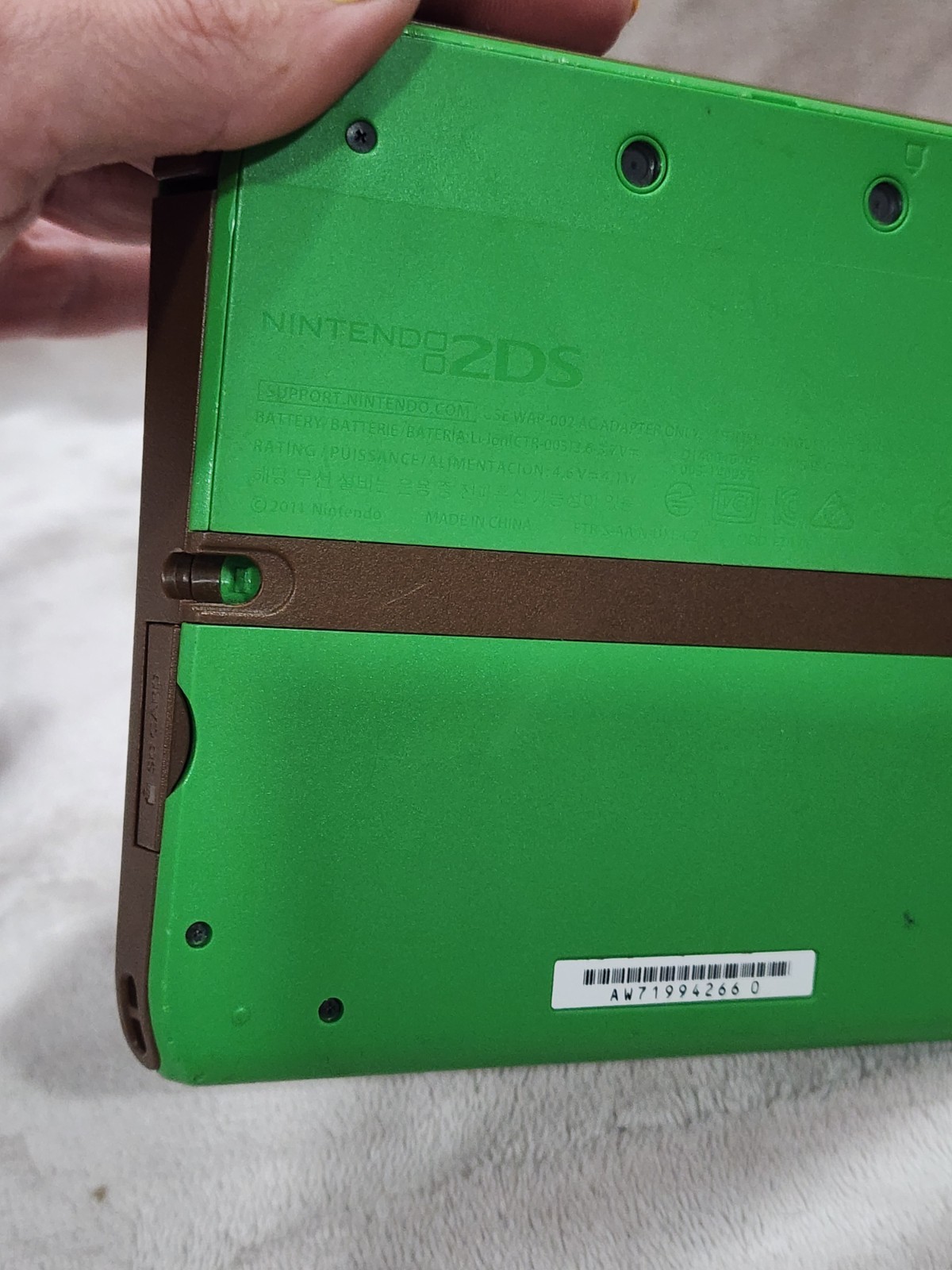 Nintendo 2DS Legend of Zelda Ocarina Time Green Console FTR-001 Missing stylus