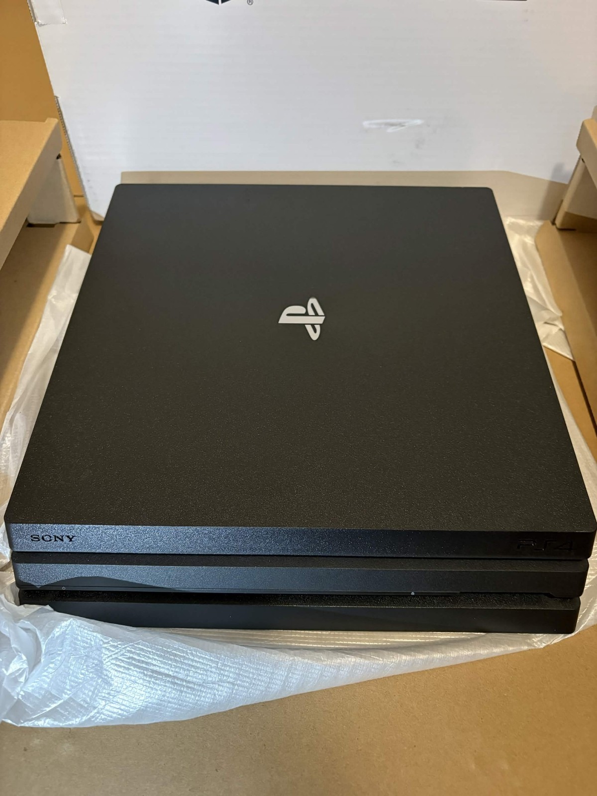 Low Firmware PS4 Pro 1TB CUH 7215-B Console Pre owned- Comes With Cables