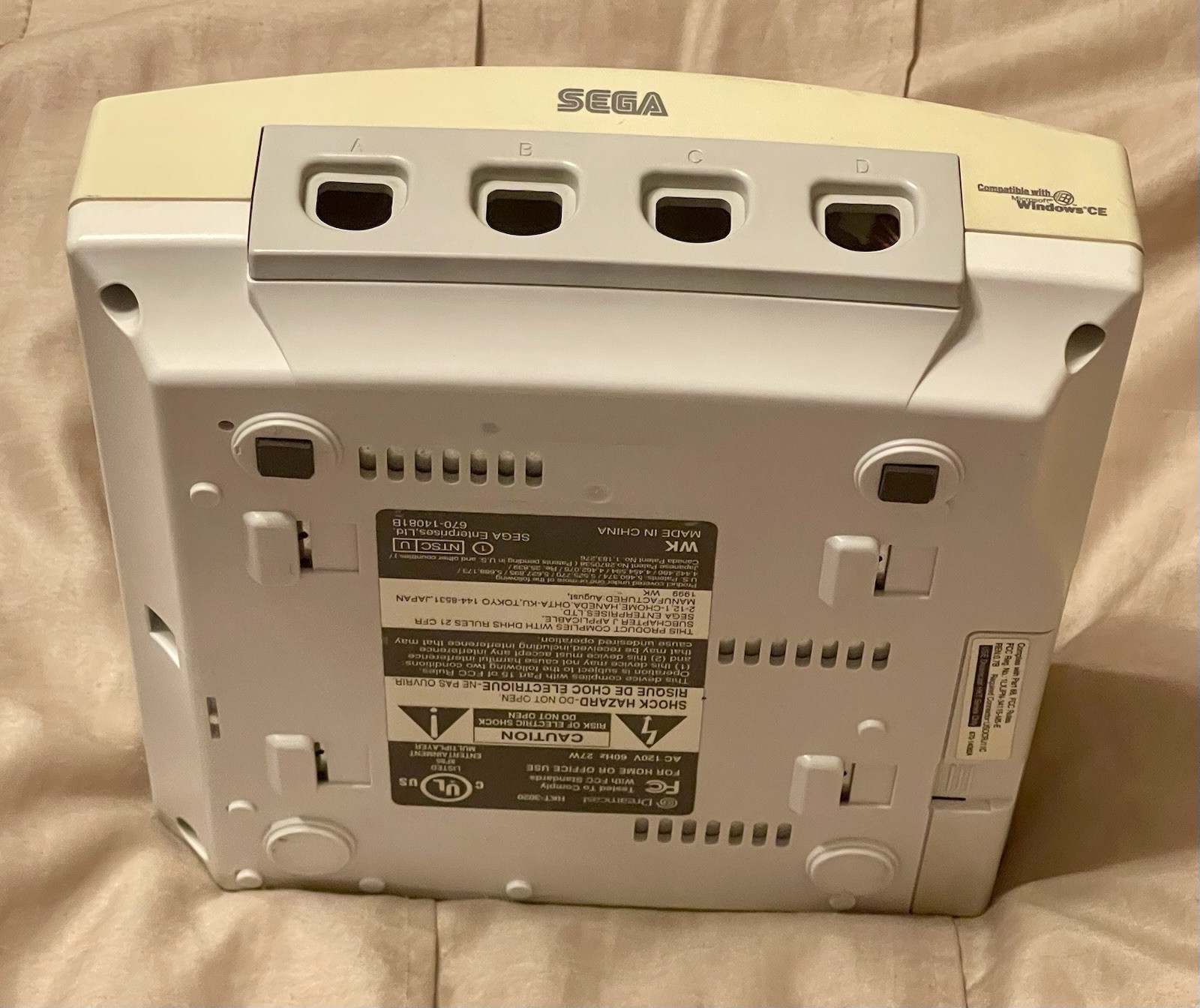 Sega Dreamcast Console Only FOR PARTS OR REPAIR (no Controller Panel)