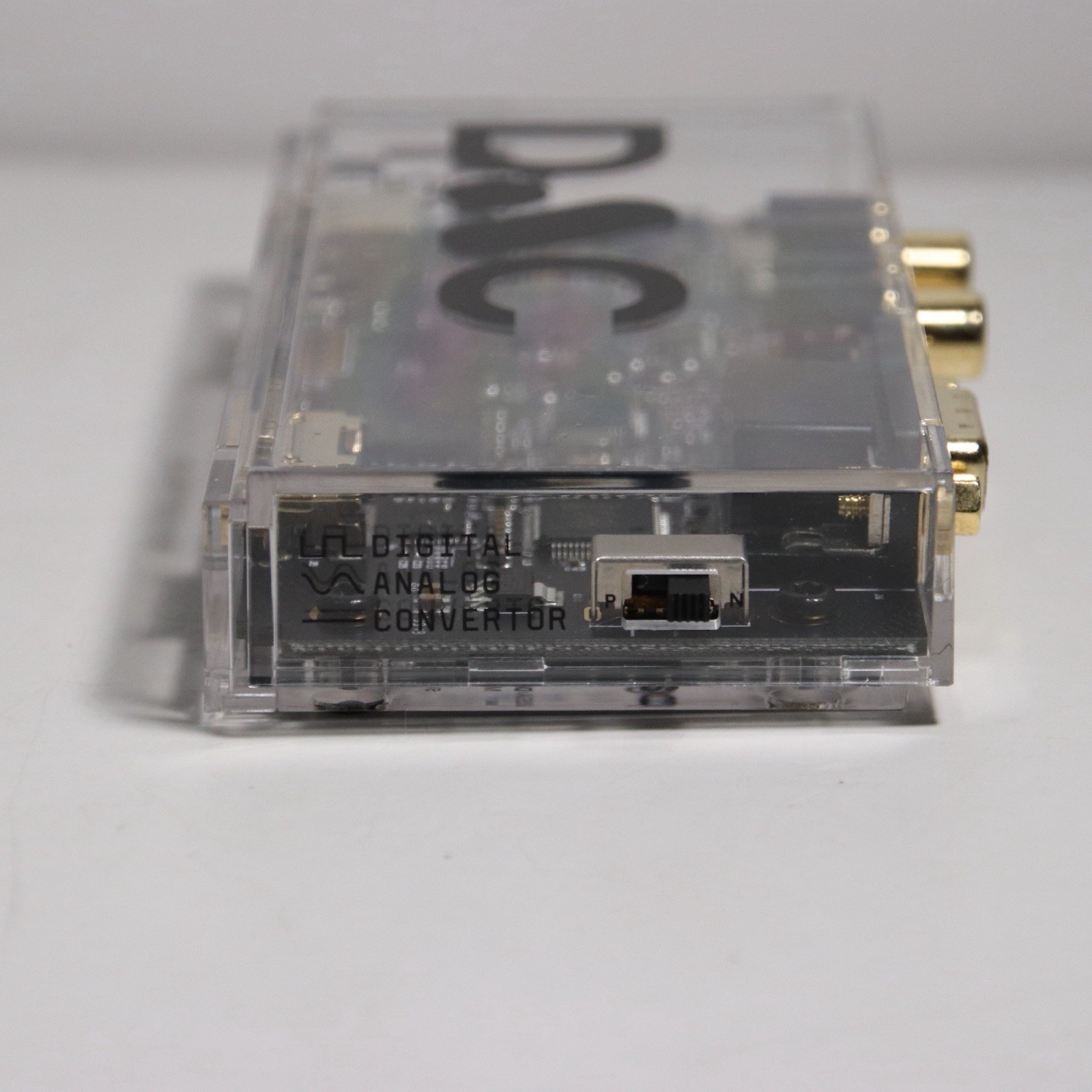 Analogue DAC AV Accessory for Super NT & Mega SG CRT Hookup