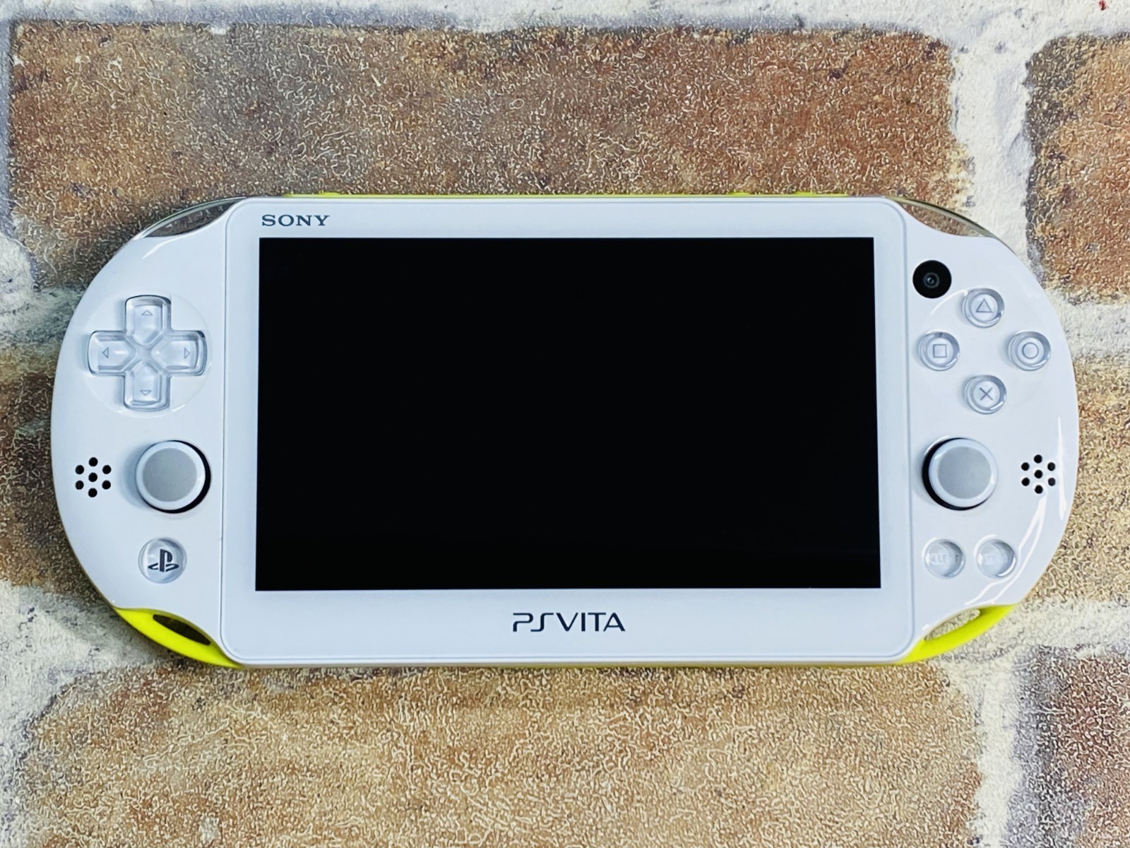 Sony PS Vita Lime Green/White PCH 2000 ZA13 Playstation Charger 16GB Tested Ex