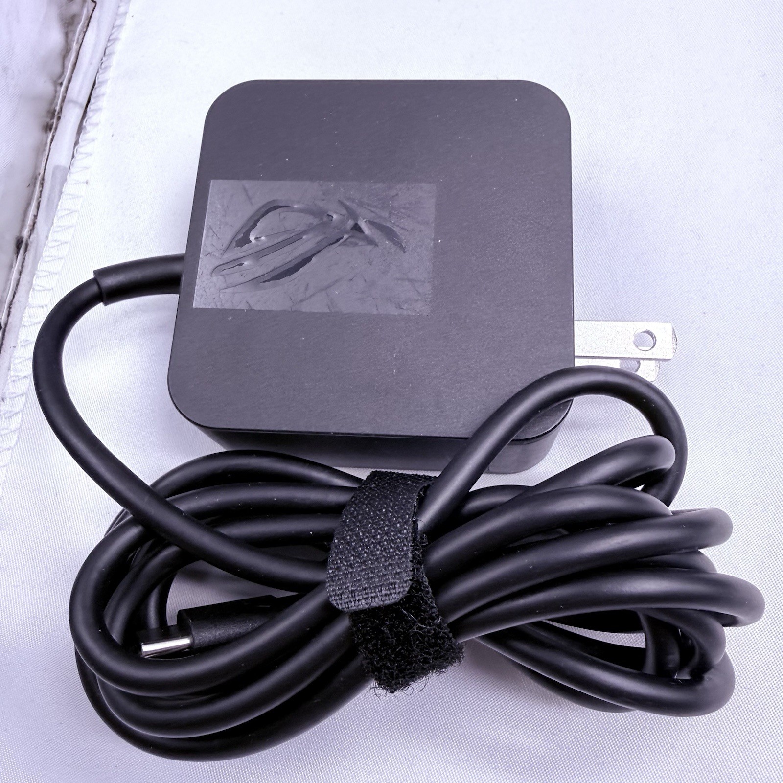 Asus Rog Xbox Ally 7″ FHD Handheld Gaming 16GB, 500GB