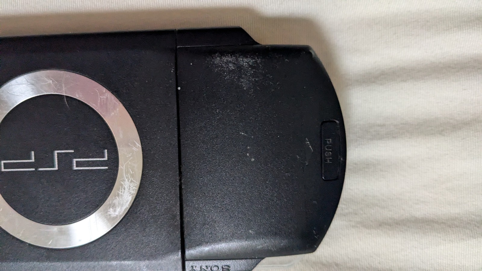 Sony PSP Go PSP-1001 PlayStation Portable – Black