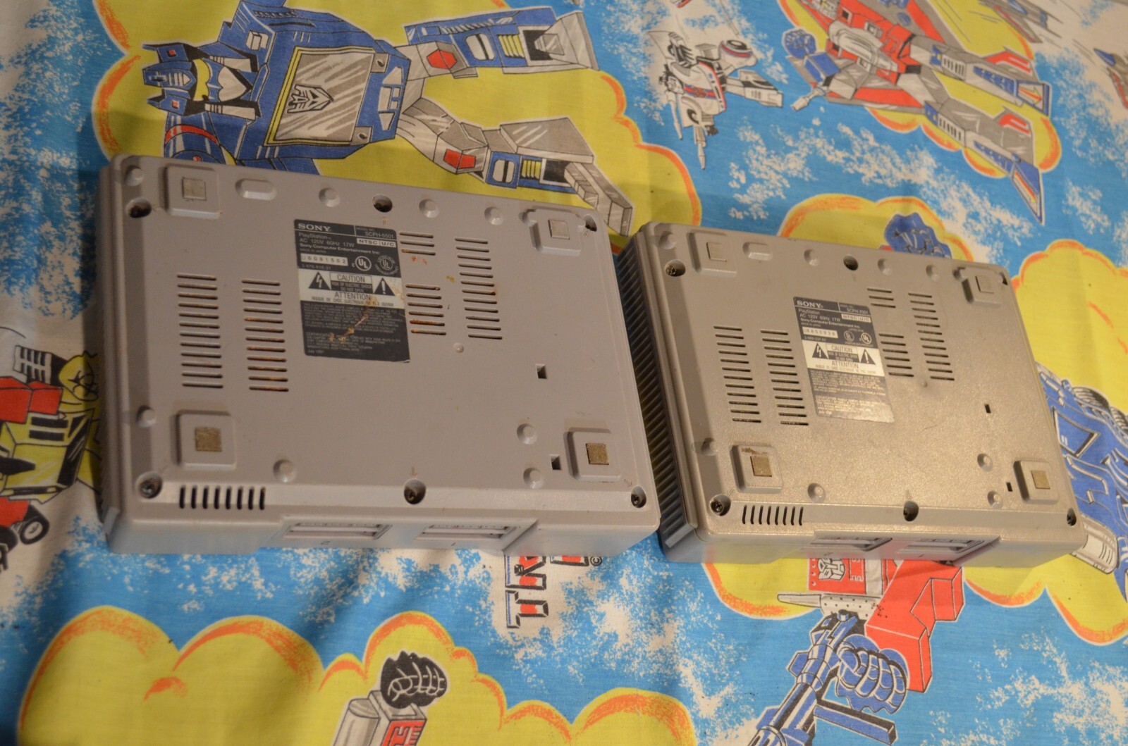 SONY PLAYSTATION 1 PS1 OEM Original CONSOLE only x2 – FOR PARTS OR REPAIR Lot R