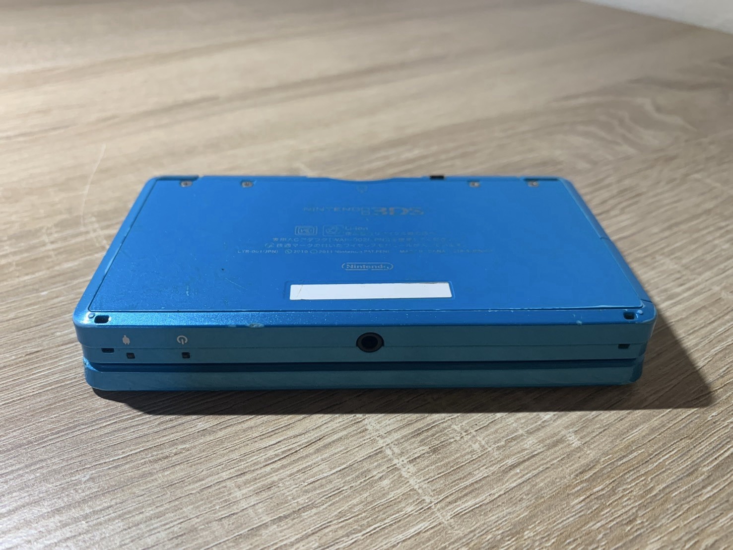 0772 Nintendo 3DS Light Blue For Parts