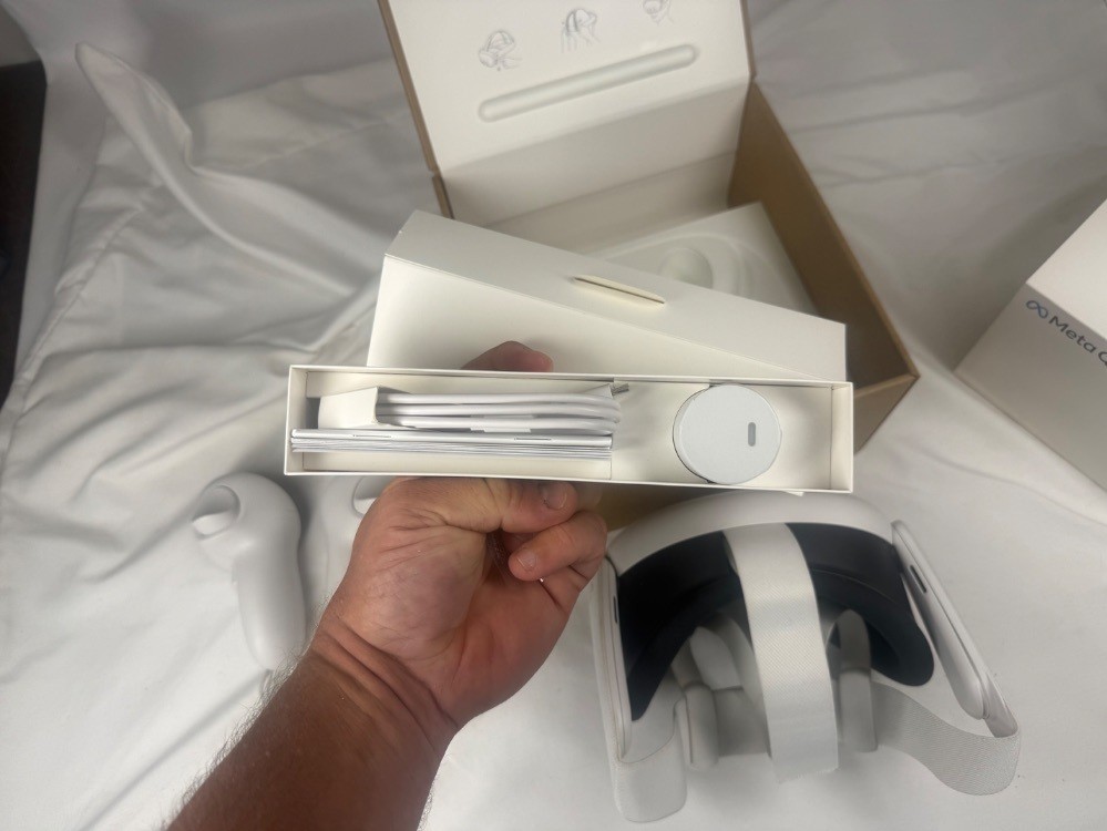 Meta Oculus Quest 3 512gb VR Virtual Reality Gaming Console SPB JDW (367719)