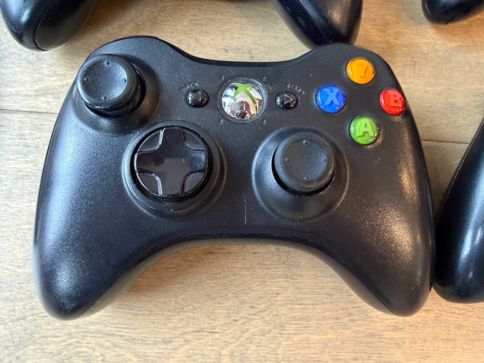 Xbox 360 E Console 250GB Bundle, Kinect, 5 Controllers, Power, 37 Games TESTED