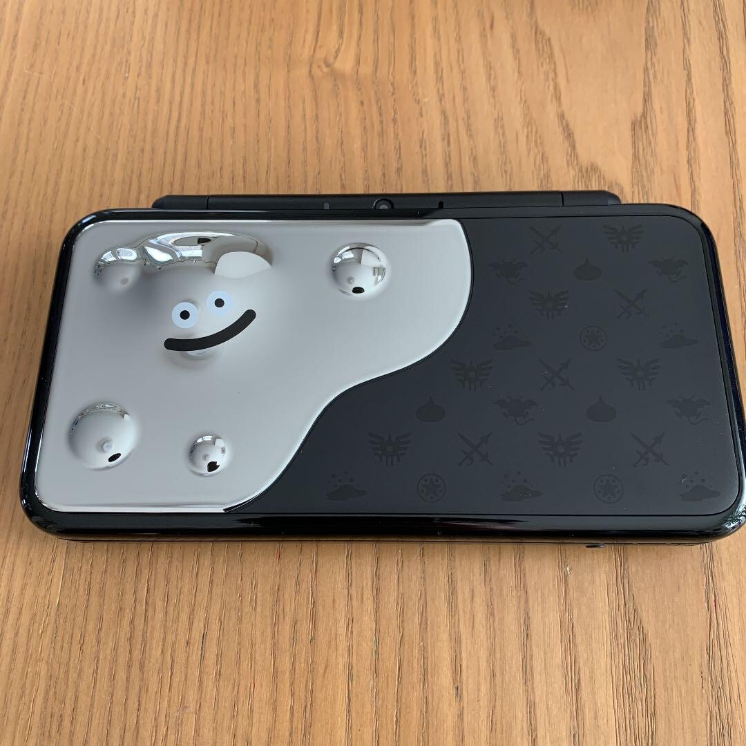 NINTENDO 2DS LL Dragon Quest XI Limited LIQUID METAL SLIME Edition USED JAPAN